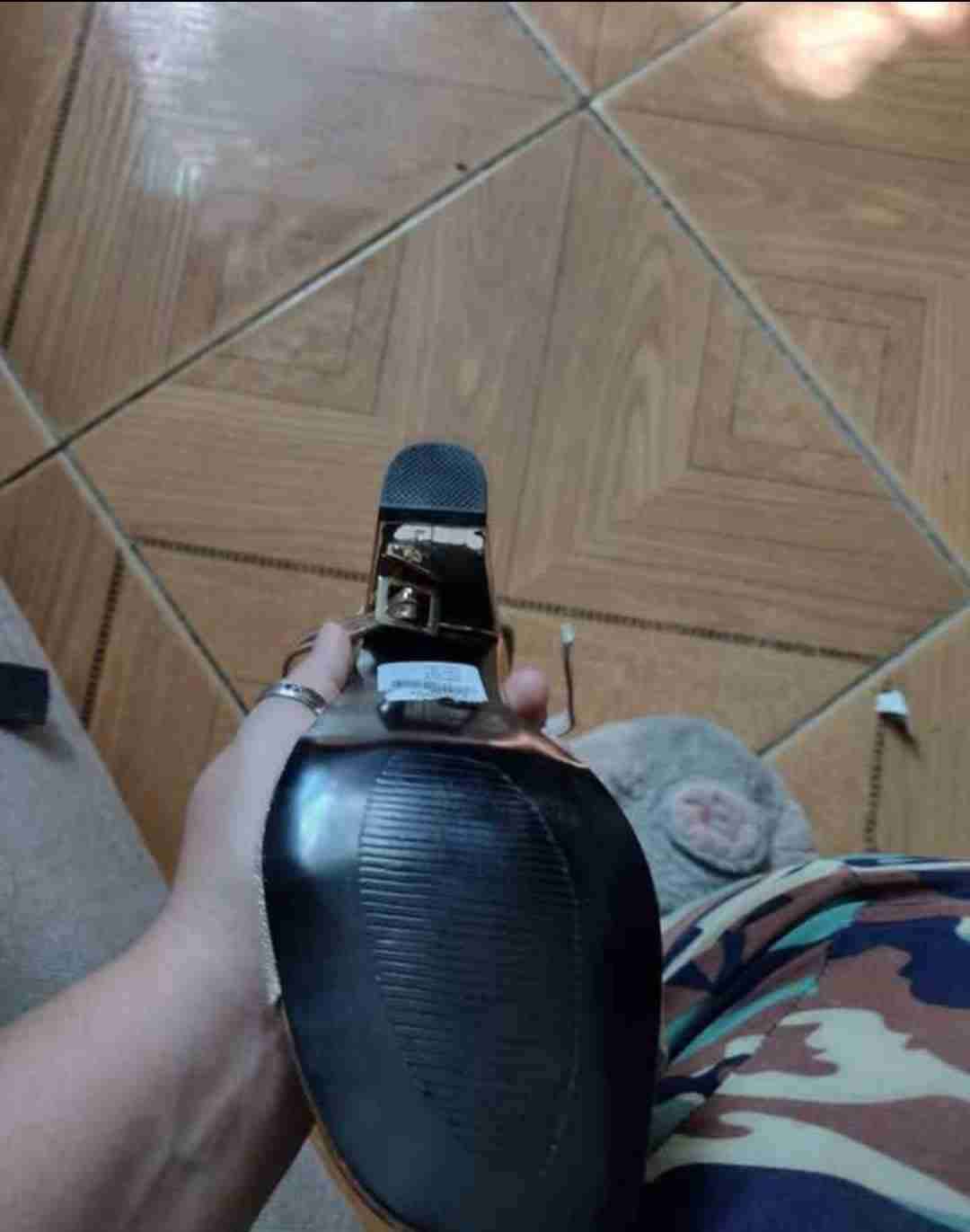 Tacones negros brillantes - miniatura 5