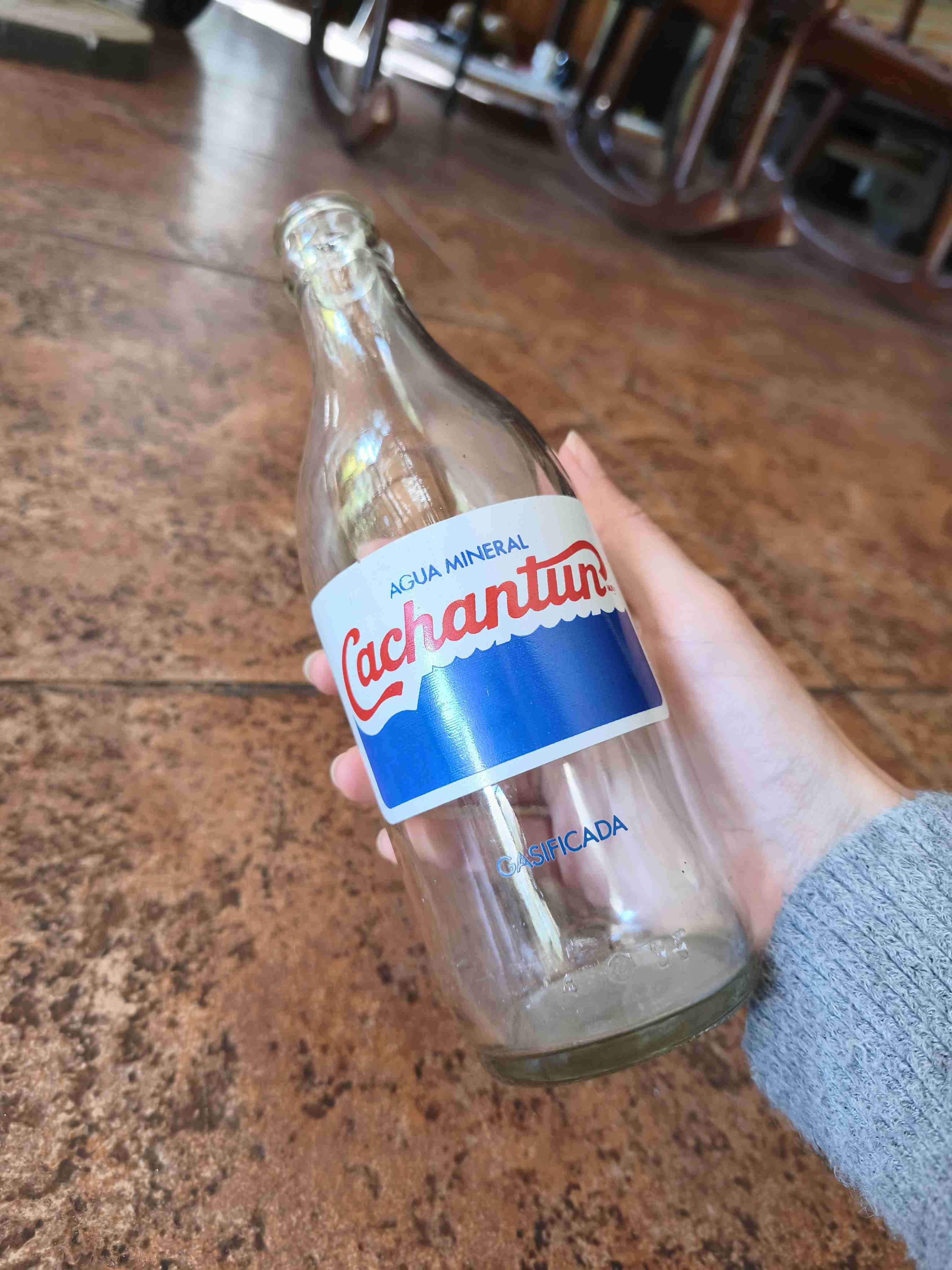 Botella de vidrio Cachantún