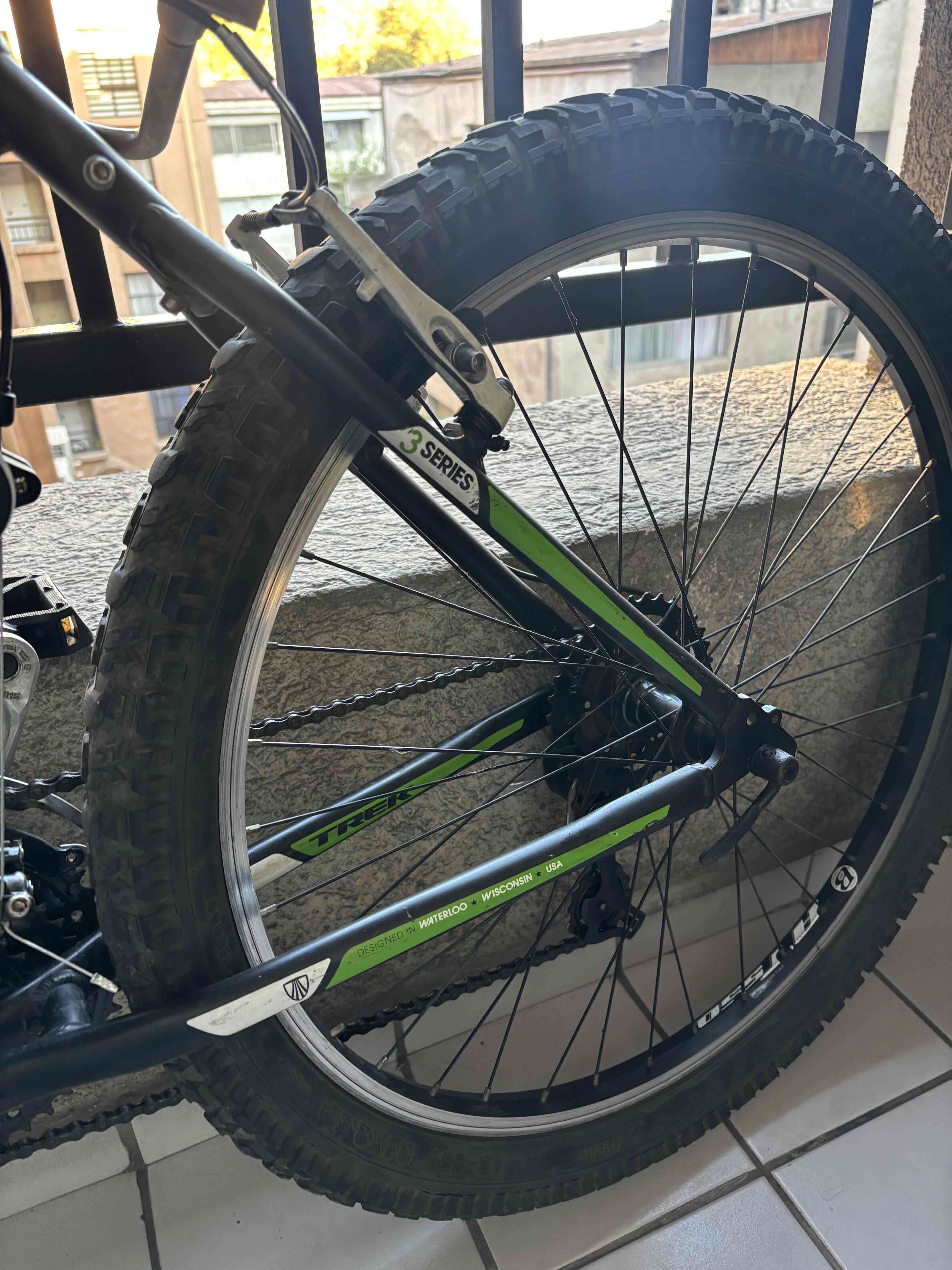 Bicicleta Trek 3500 — Aro 26 | Talla 46cm - miniatura 2