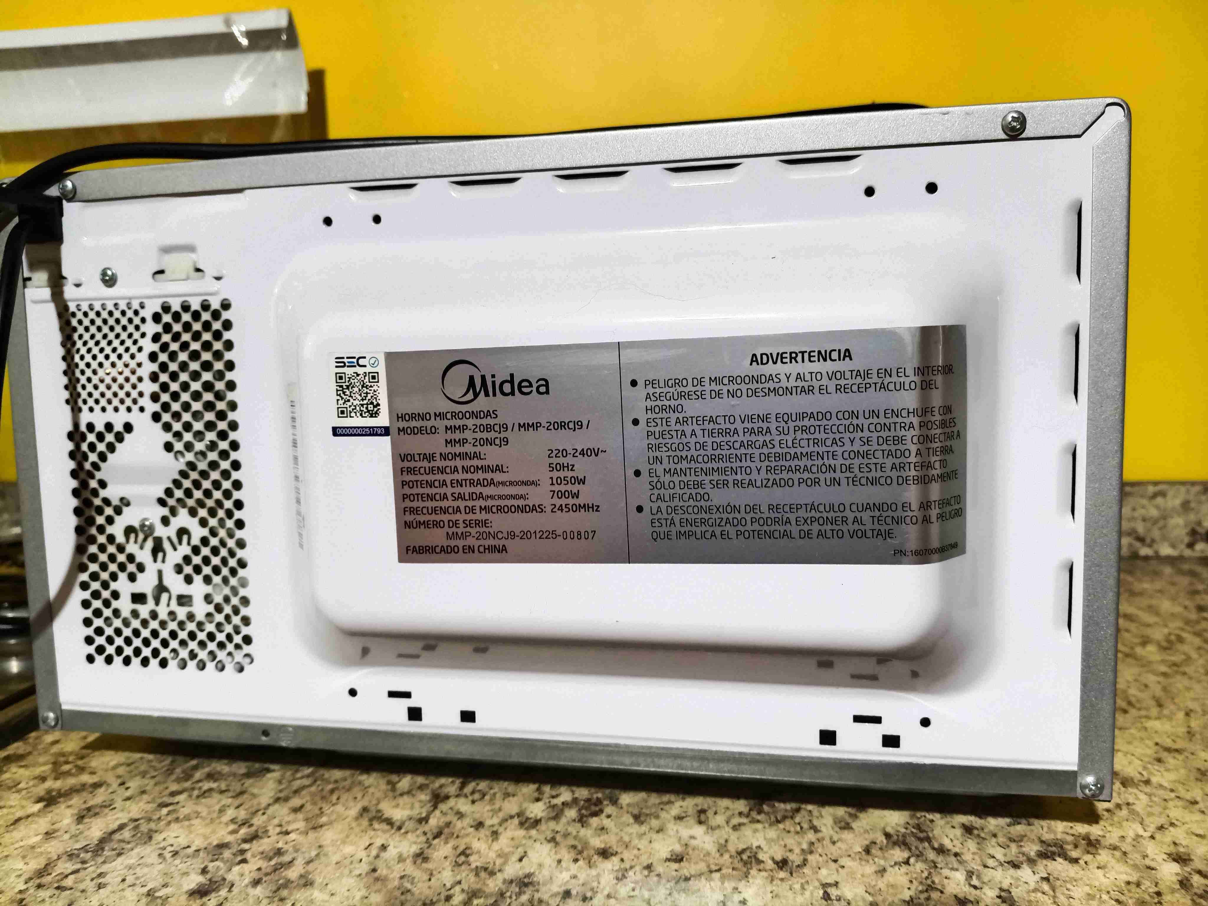 Microondas Midea modelo MMP-20BC19