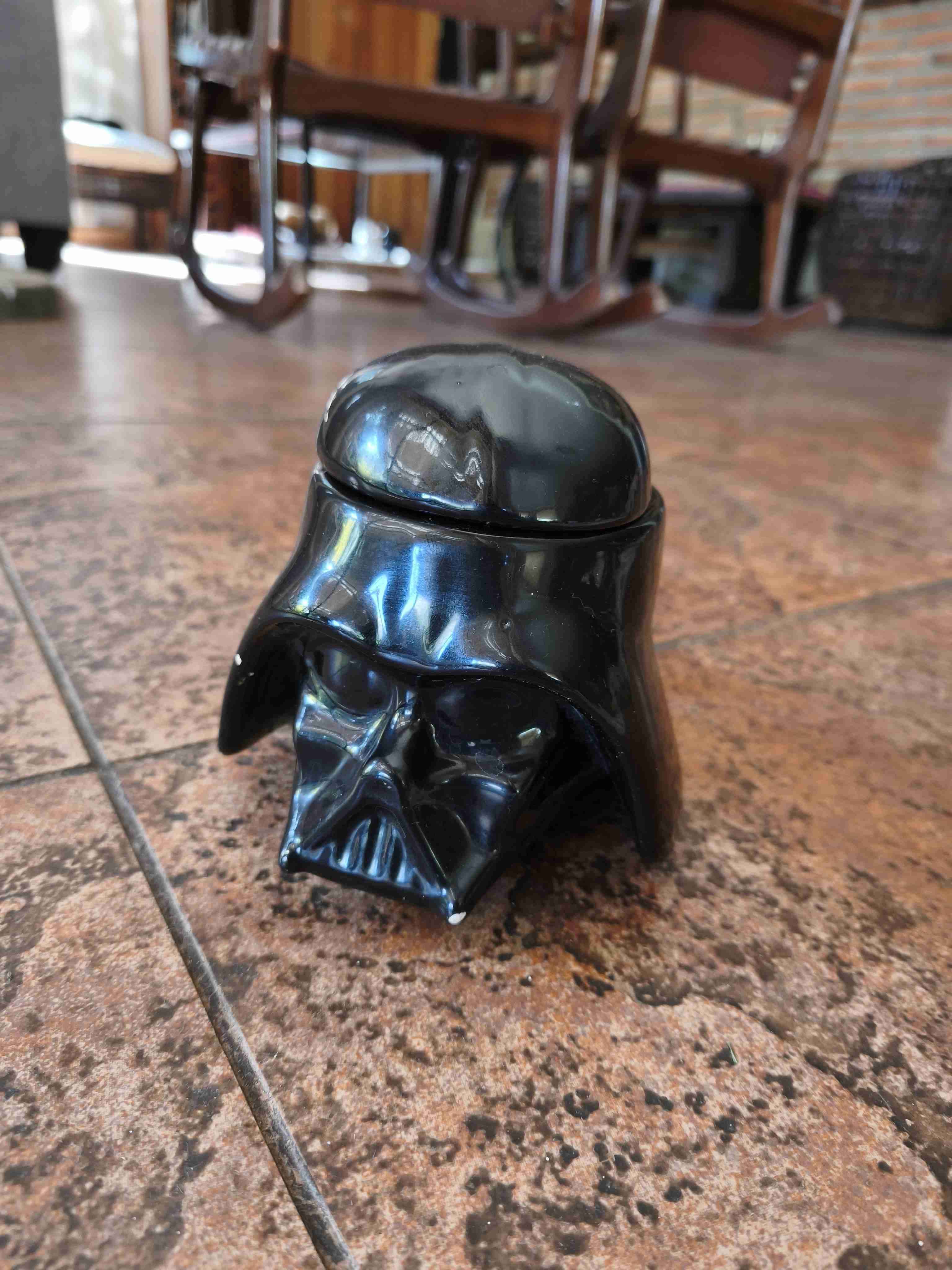 Taza Darth Vader con tapa - miniatura 2