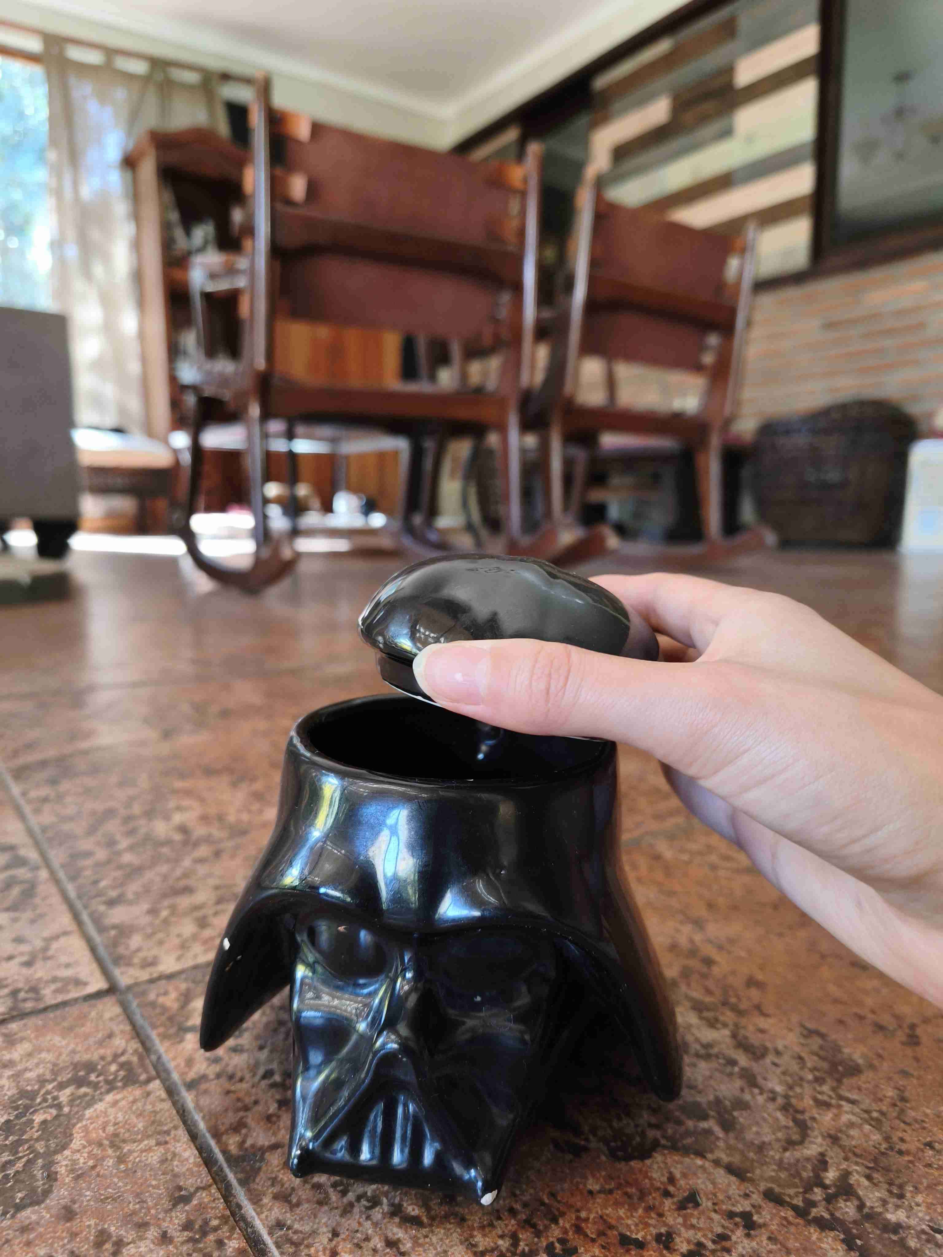 Taza Darth Vader con tapa - miniatura 6