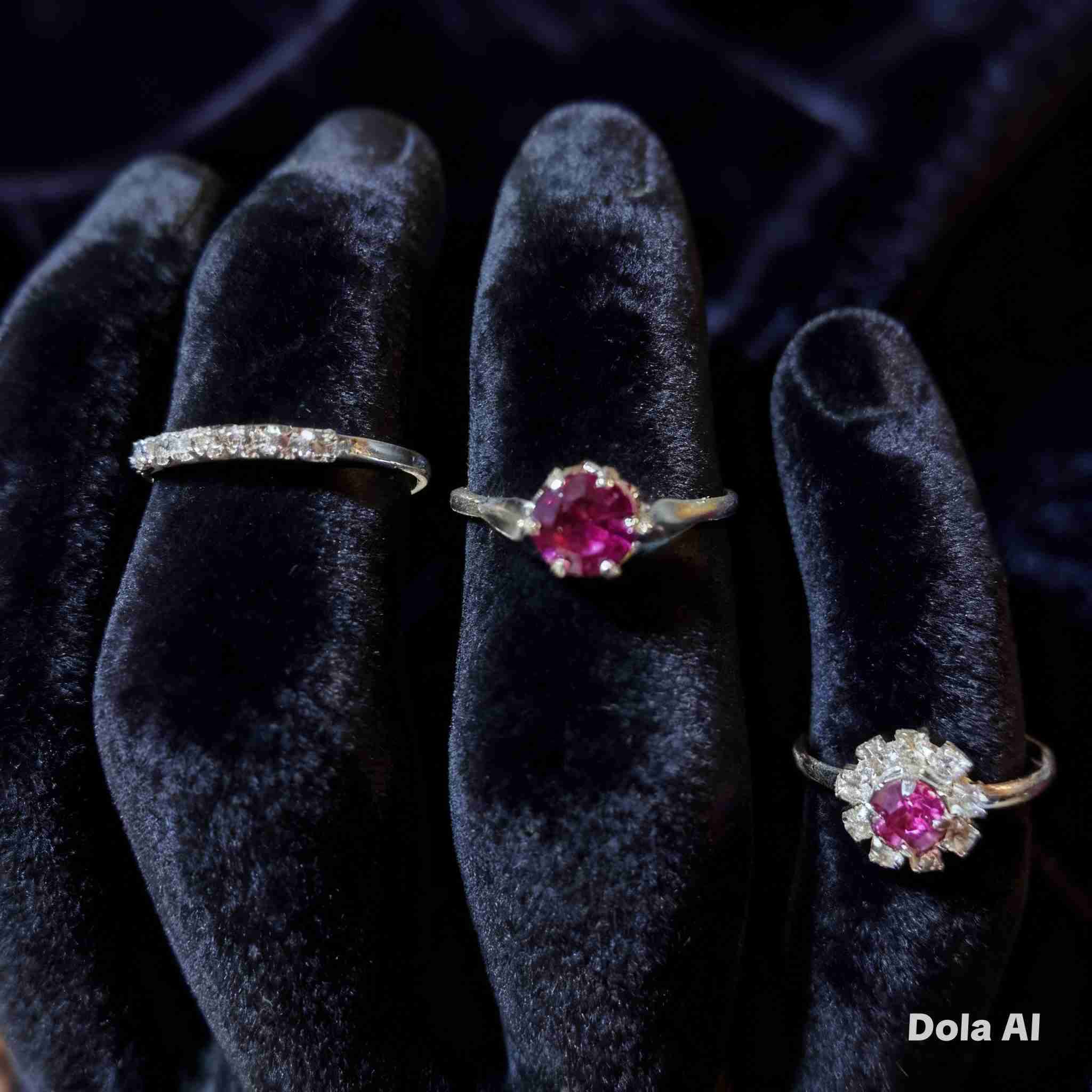 Set de anillos con piedras rosas