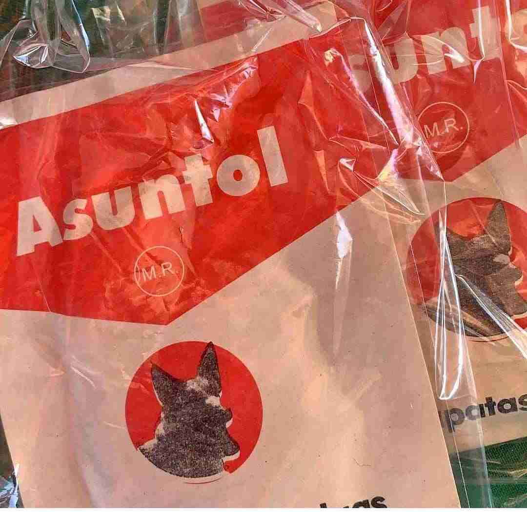 Polvo insecticida Asuntol para mascotas