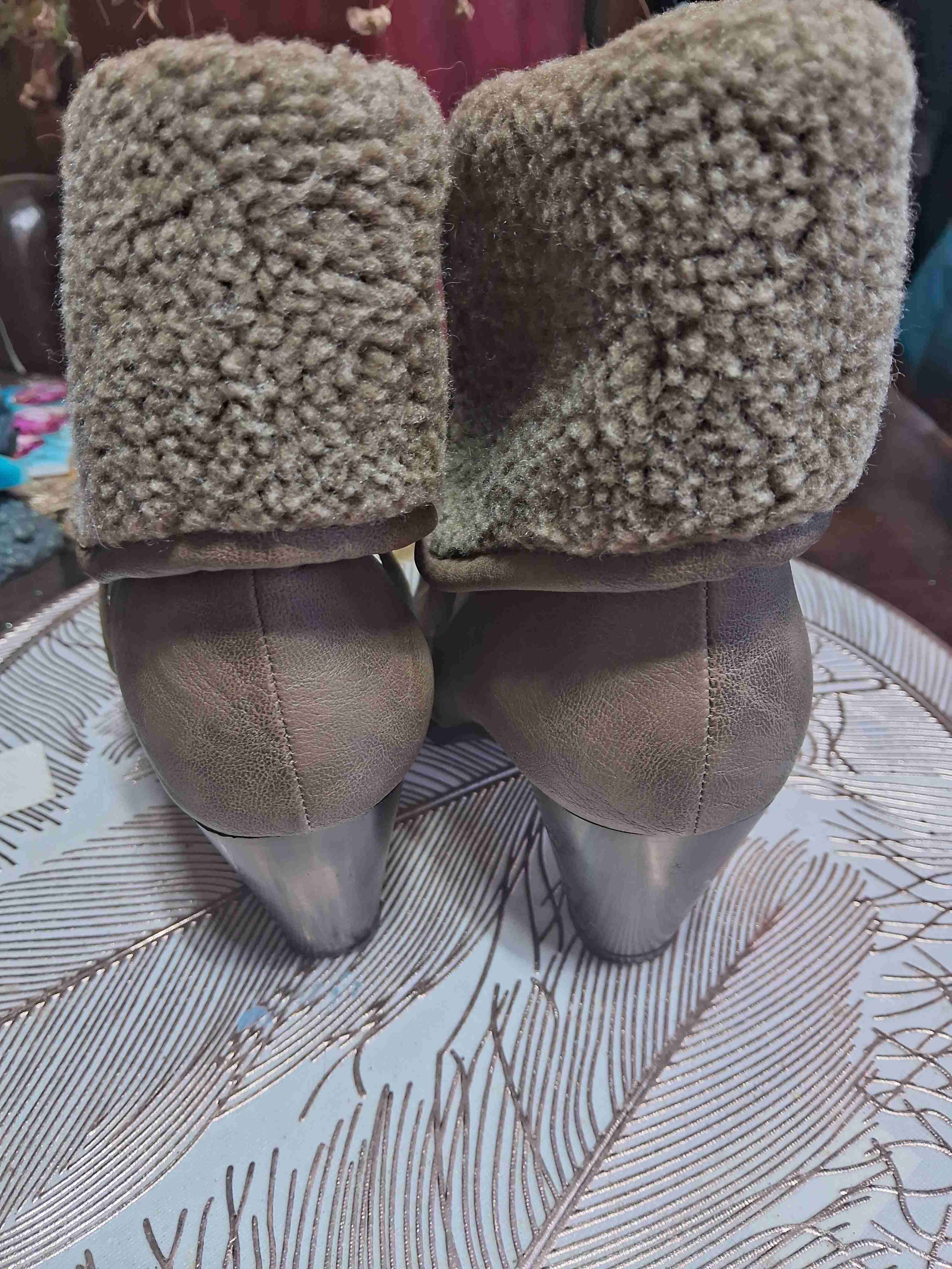 Botas de mujer marrones con forro - miniatura 3