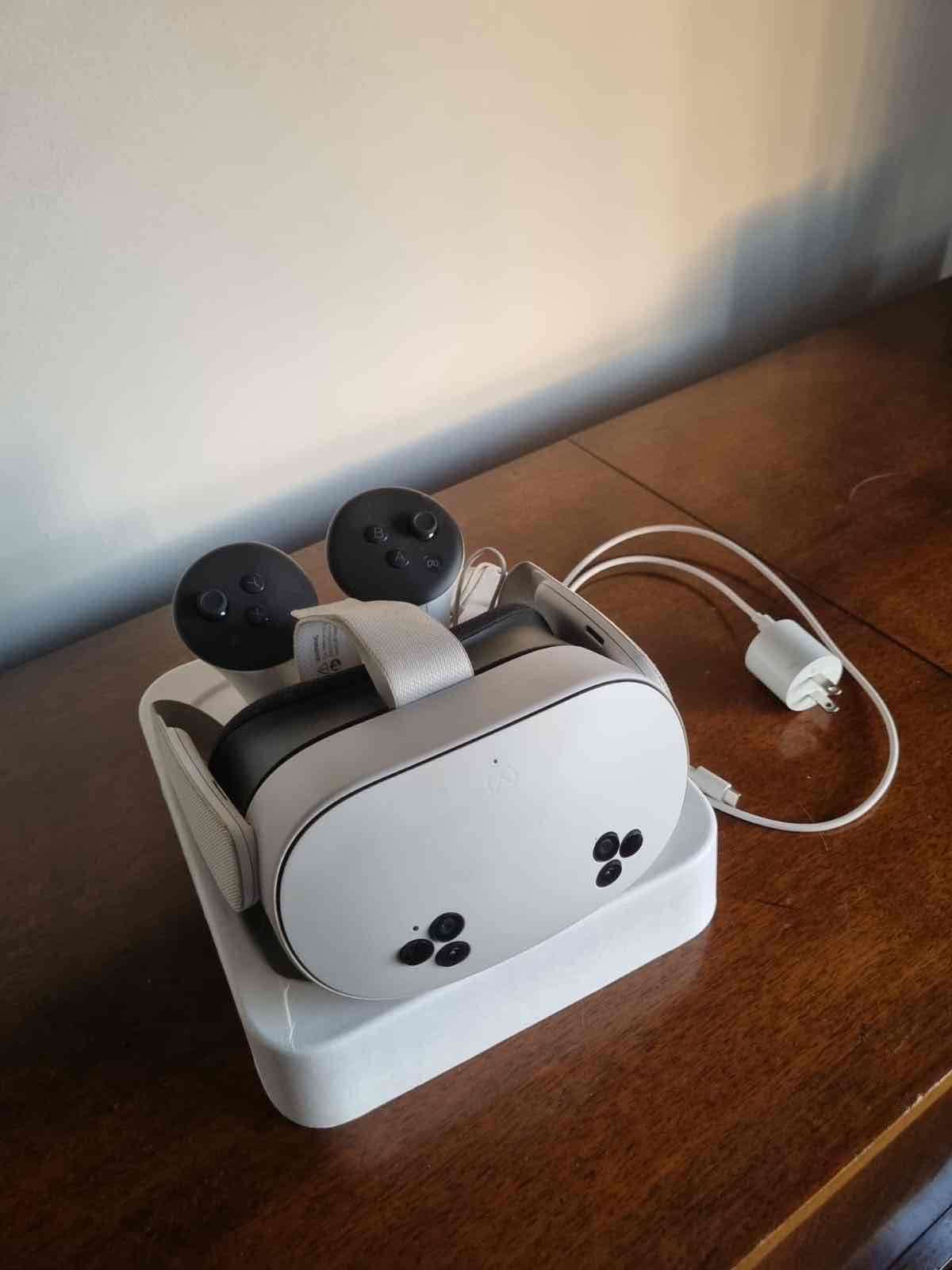 Gafas de realidad virtual blancas - 3