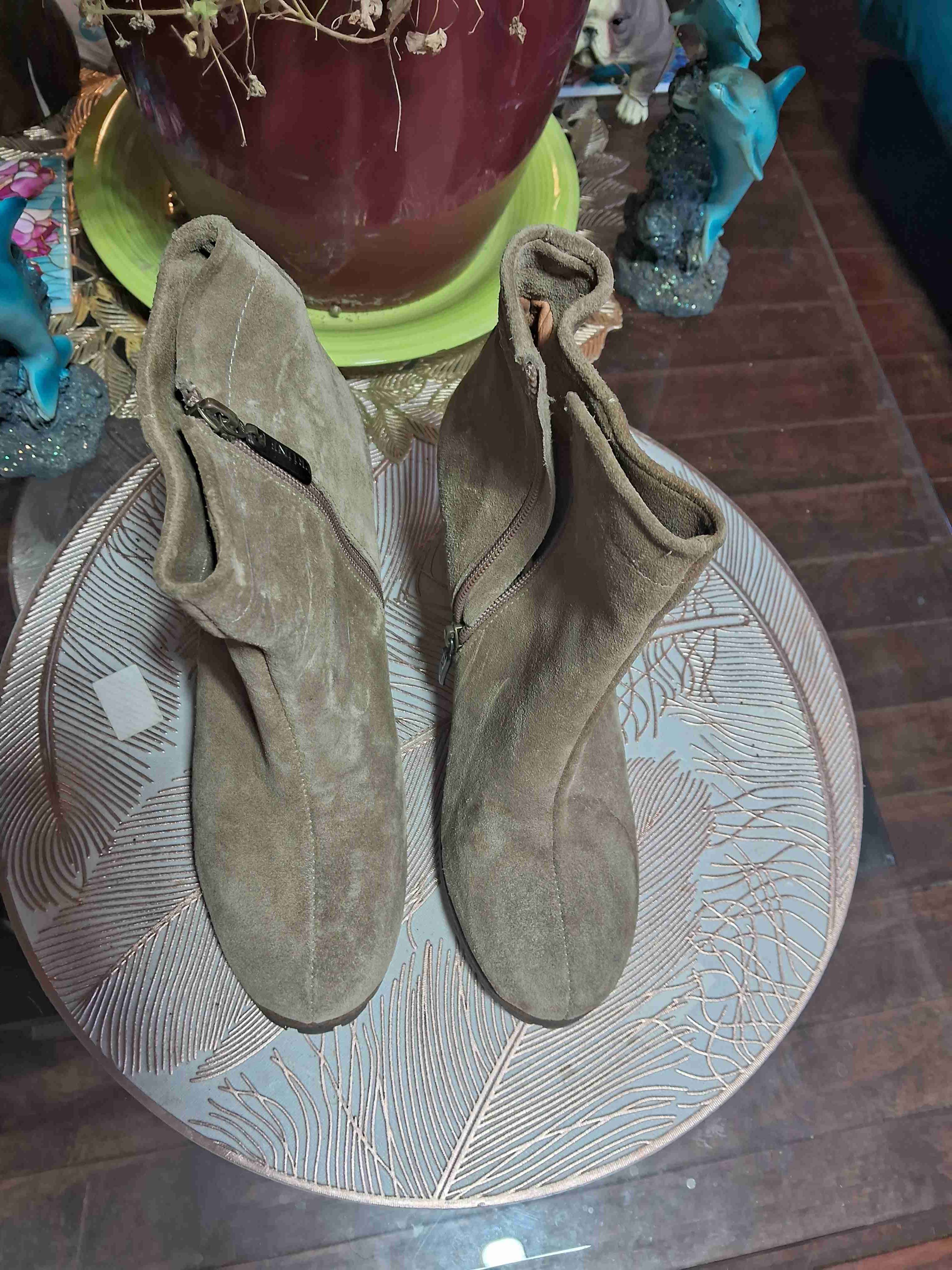 Botines de gamuza beige