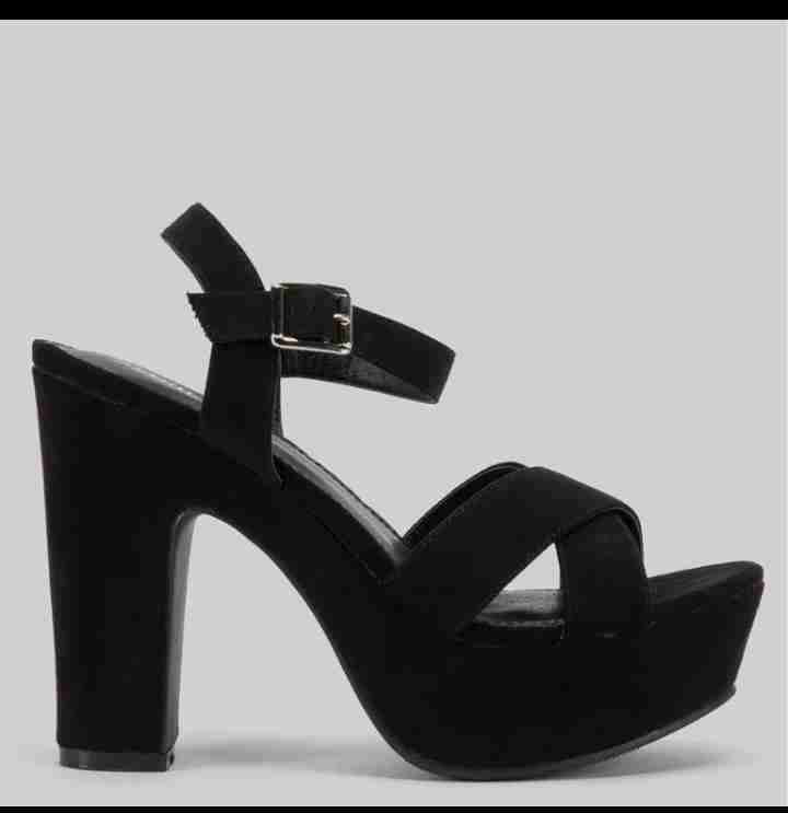 Sandalias de tacón negras