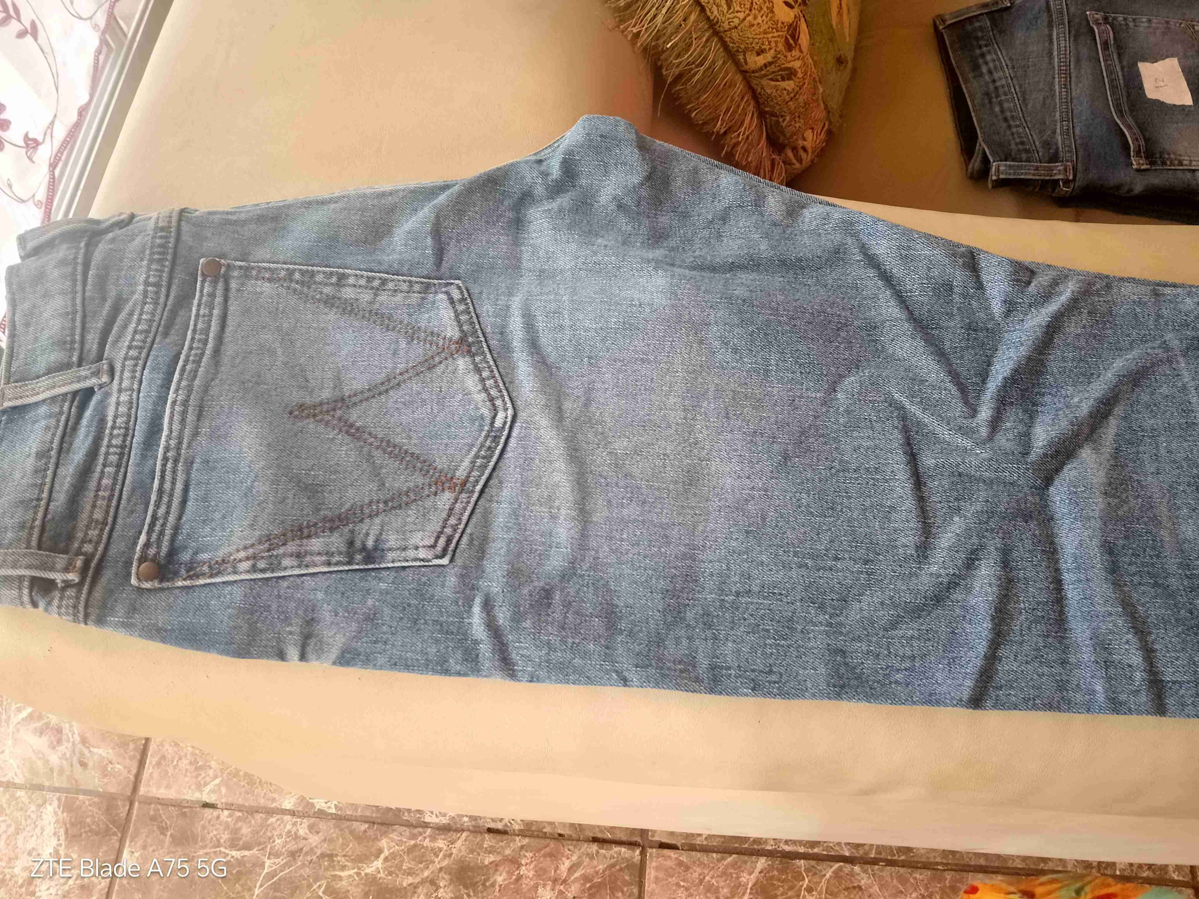 Jeans Wrangler azul clásico - miniatura 4