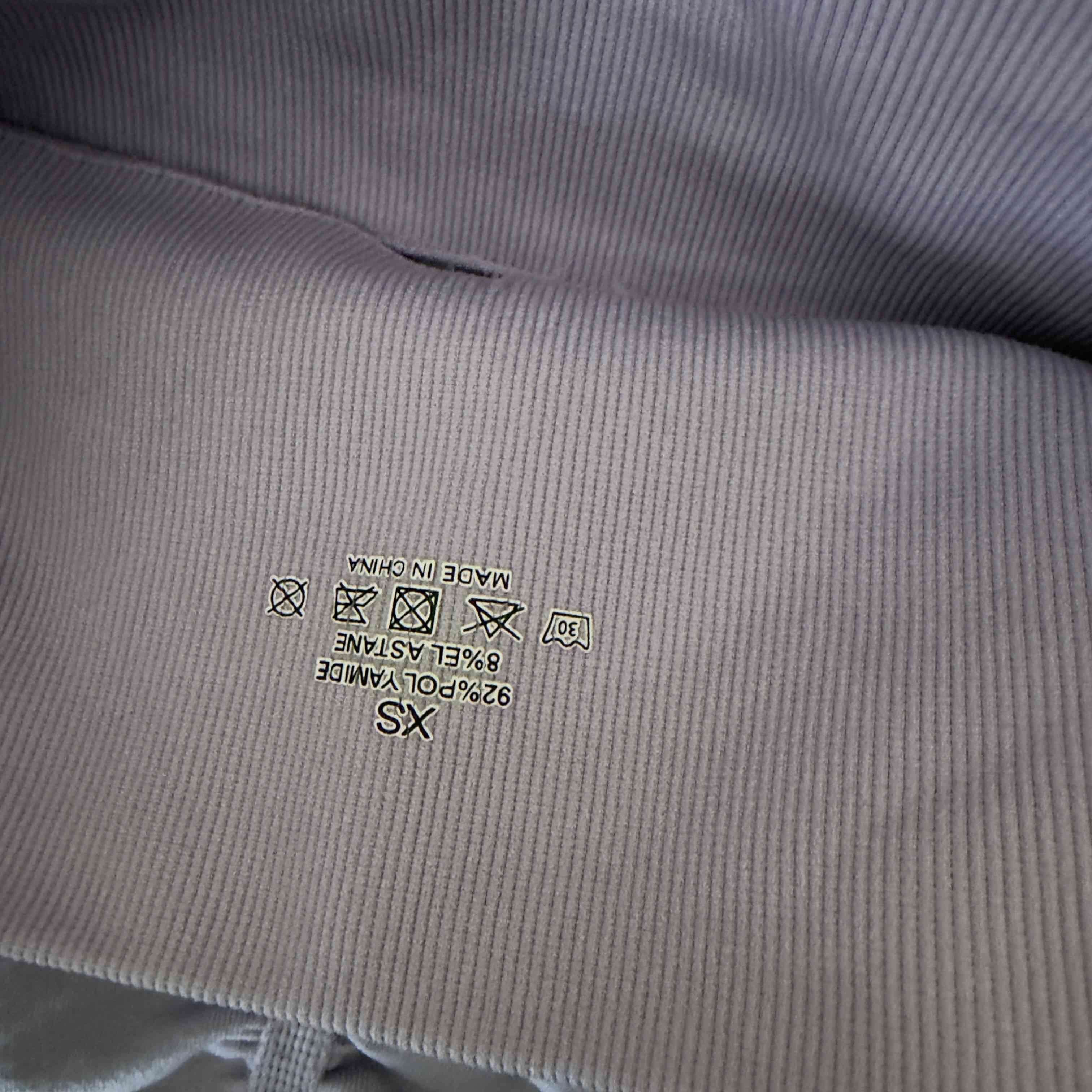 Leggings deportivos morados - miniatura 4