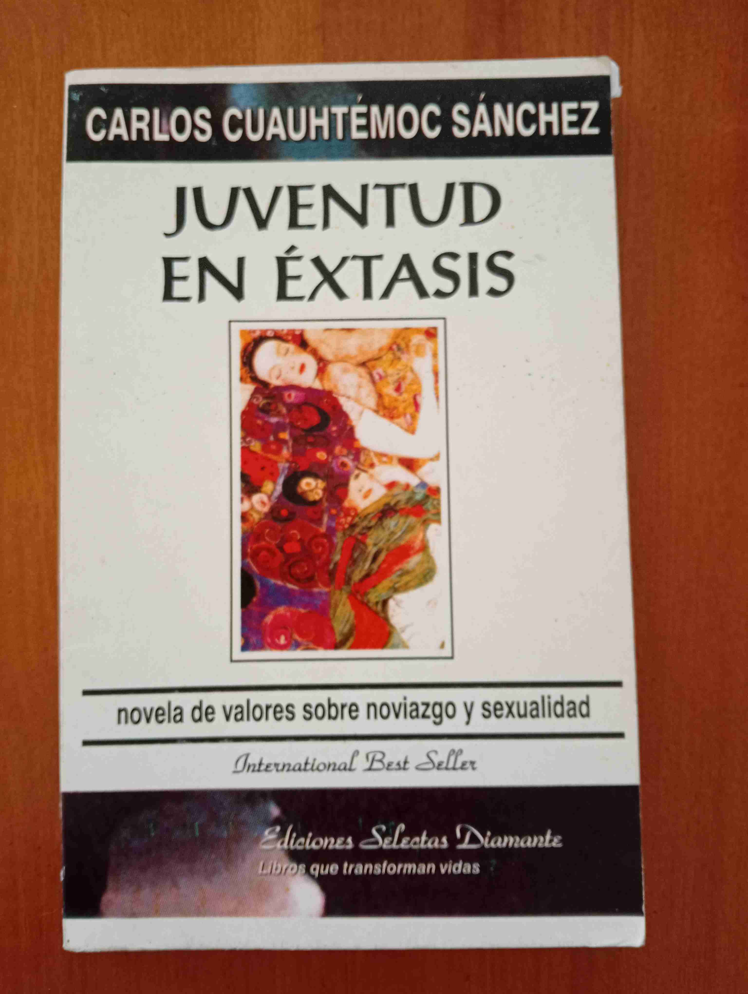 Libro 'Juventud en Éxtasis'