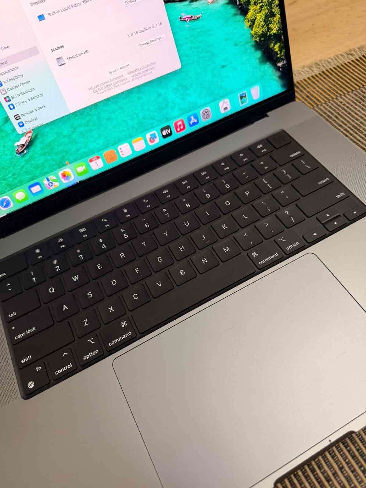 MacBook M1 Pro 16 - miniatura 2