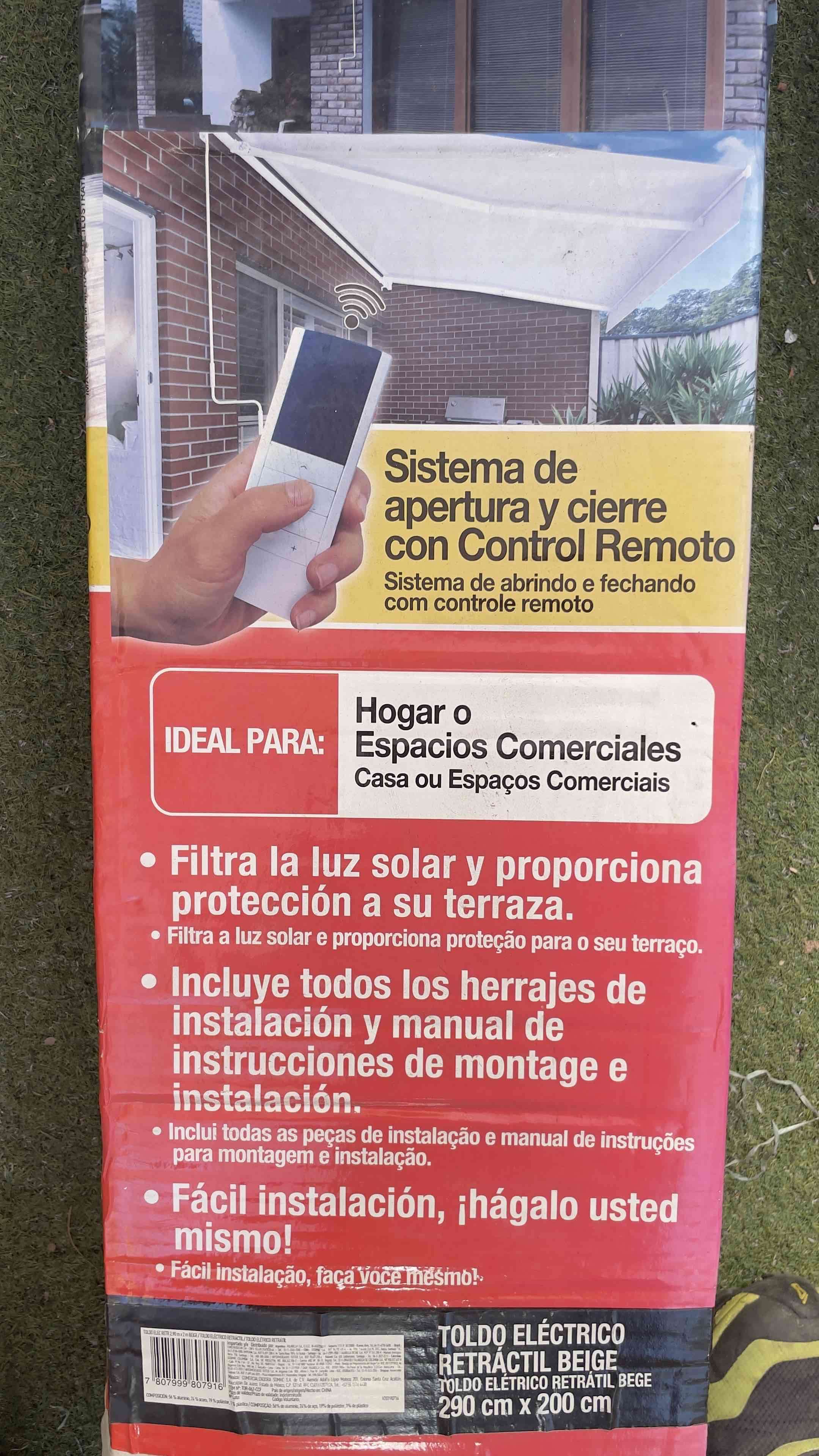 Toldo eléctrico retráctil Hölztek - 2