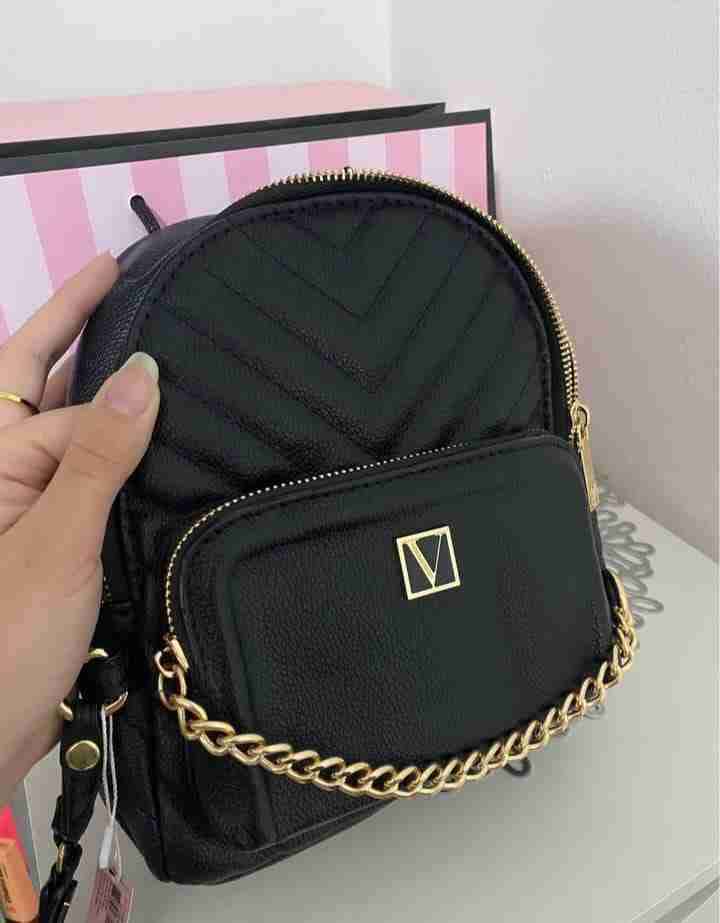 Minimochila negra victoria secret