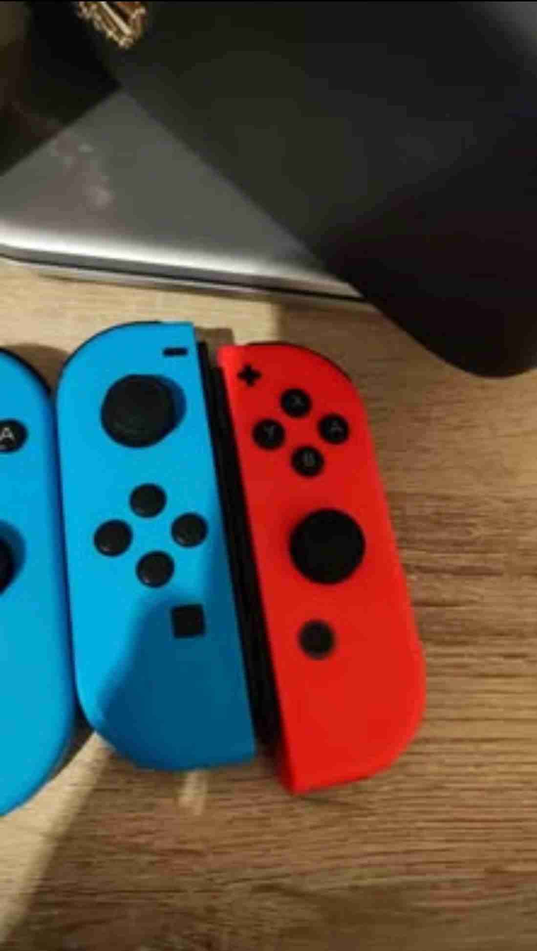 Consola Nintendo Switch con accesorios - miniatura 4