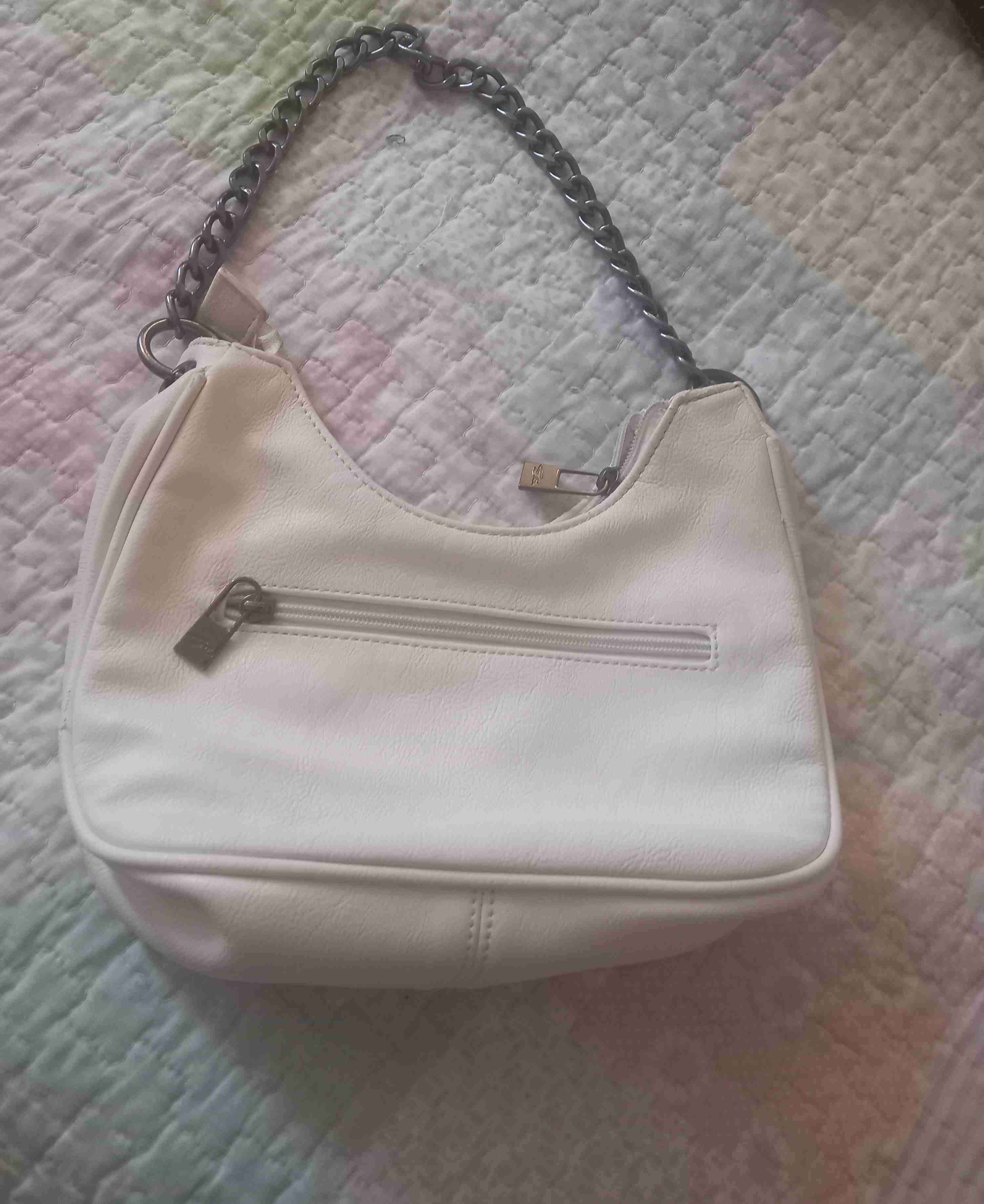 Cartera beige con cadena - miniatura 4