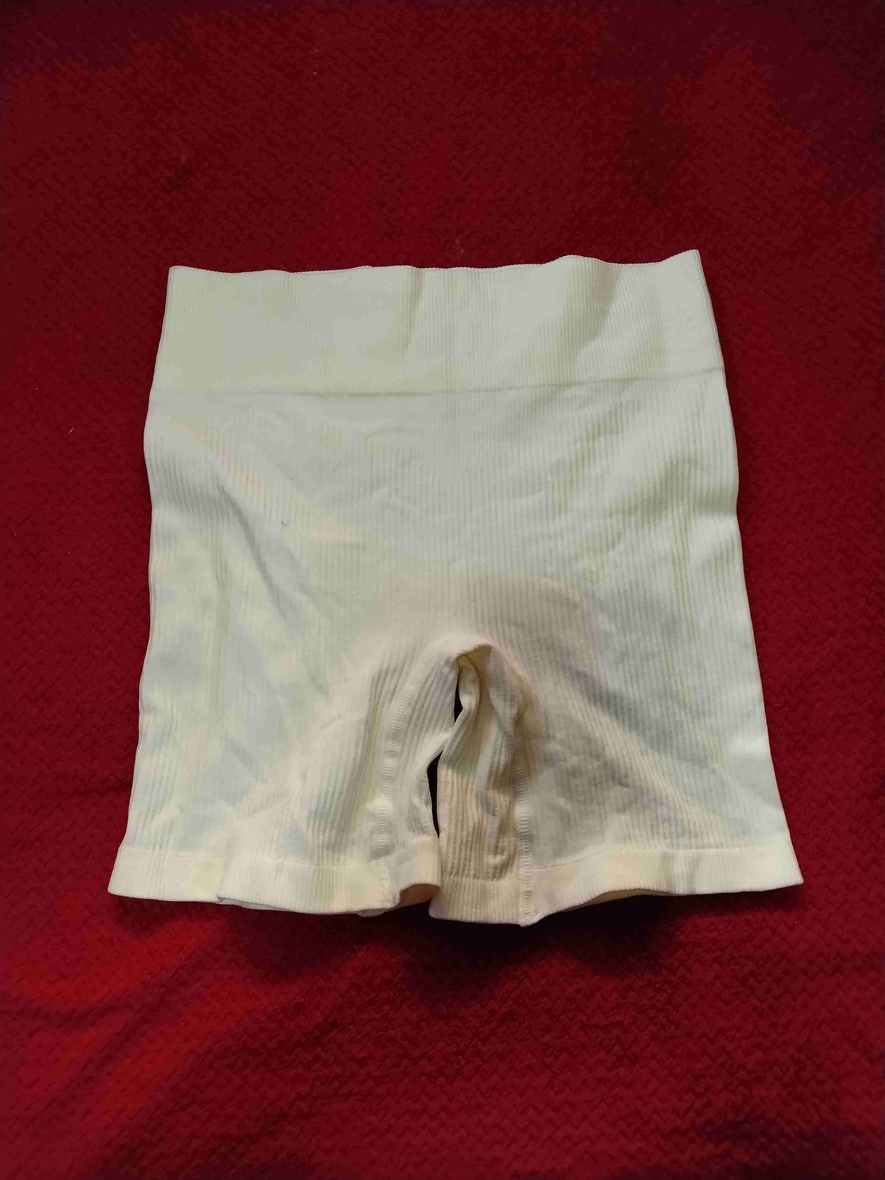 Pantalones cortos de control beige