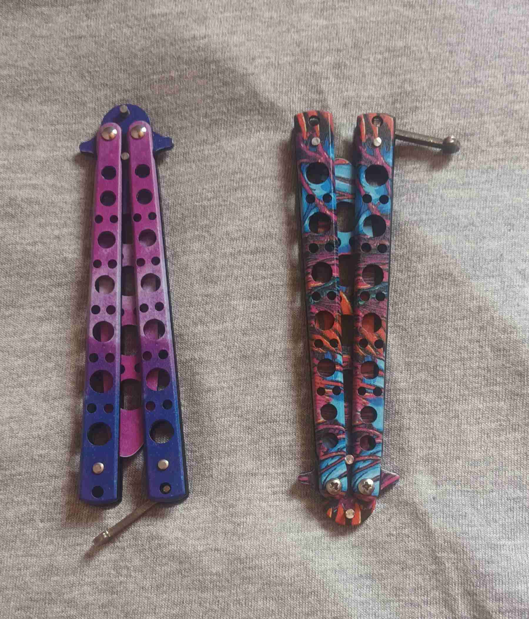 Cuchillos mariposa de práctica - miniatura 2