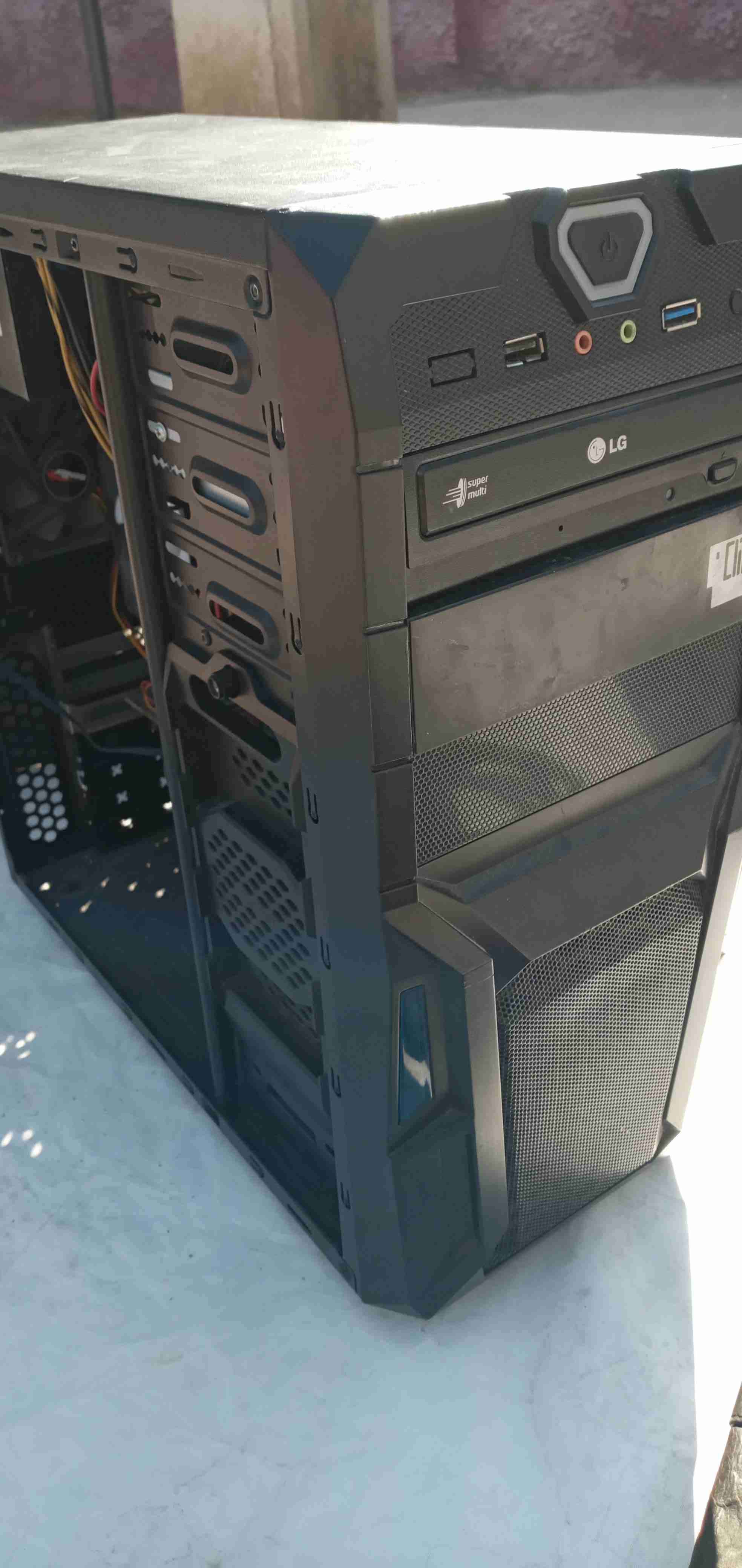 PC Core i7 Funcionando - miniatura 2