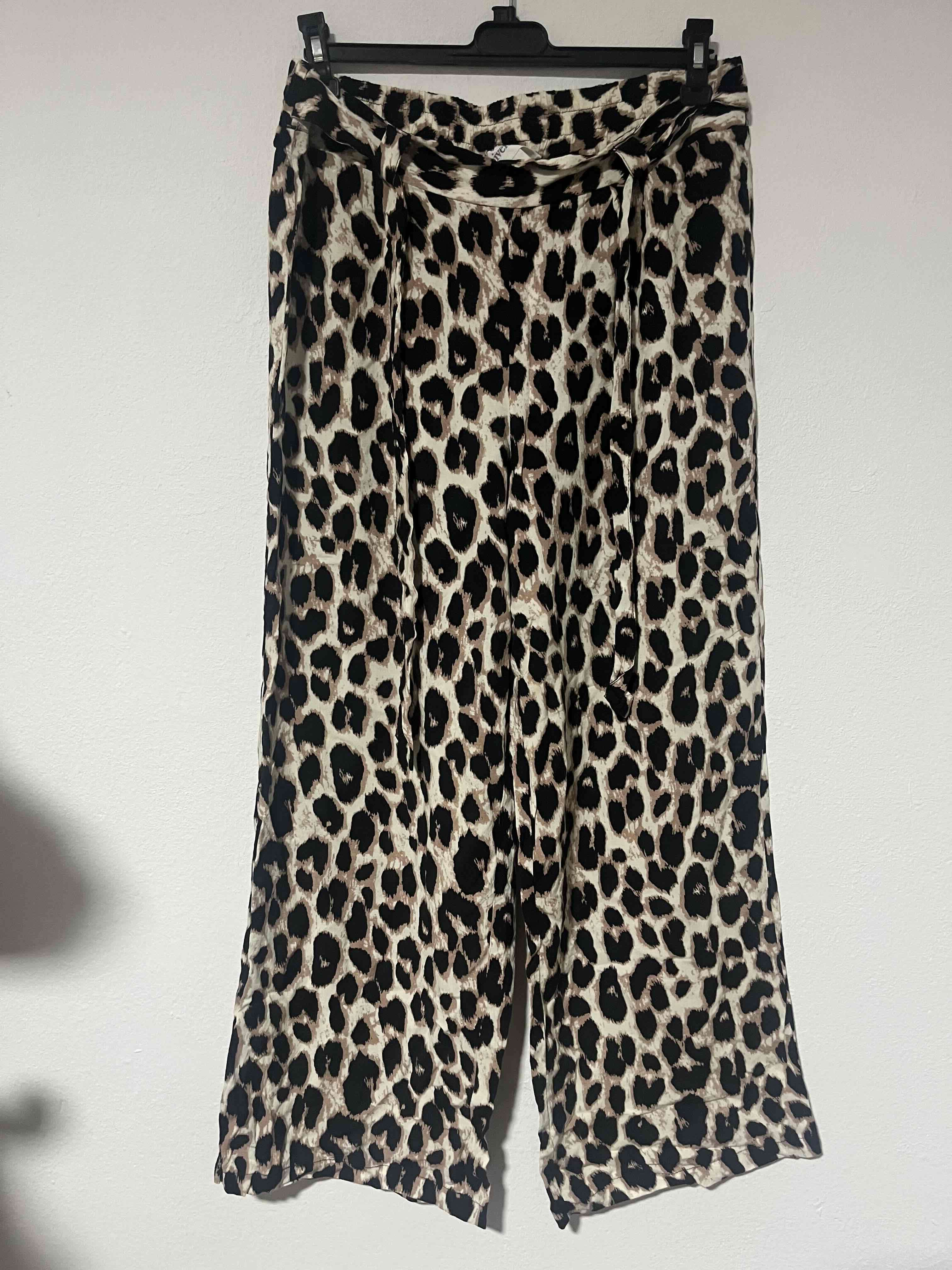 Pantalones estampado animal print