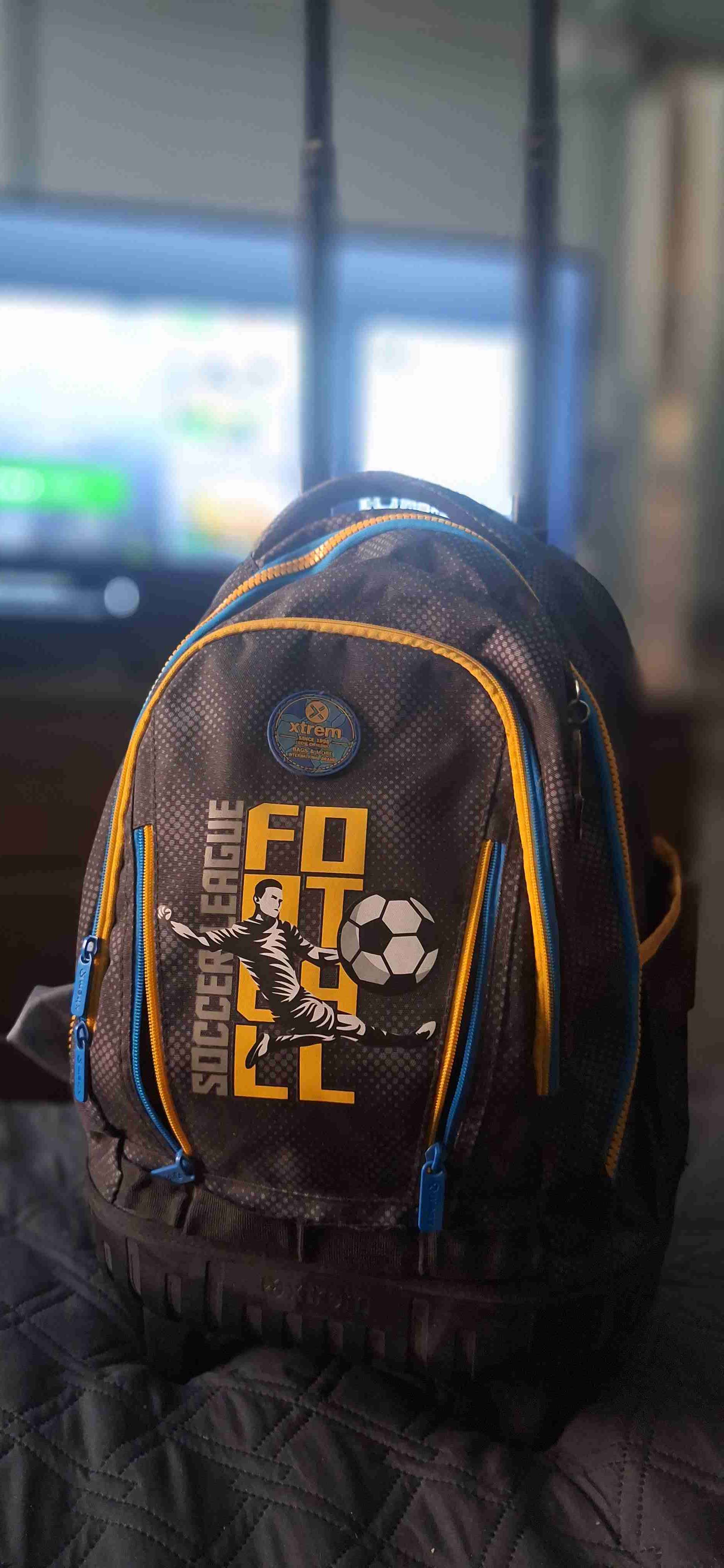 Mochila Xtrem fútbol negra