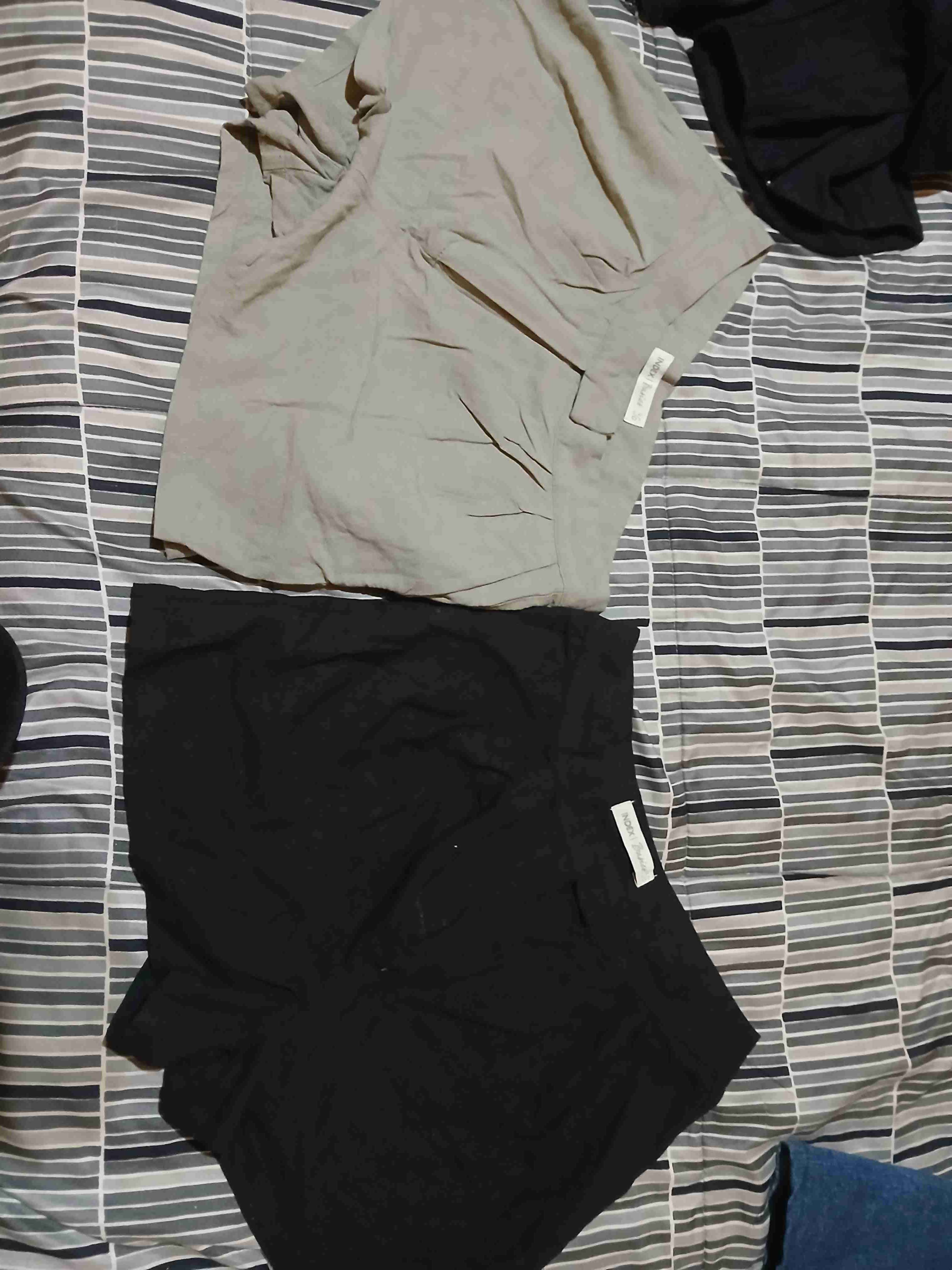 Shorts de mujer beige y negro