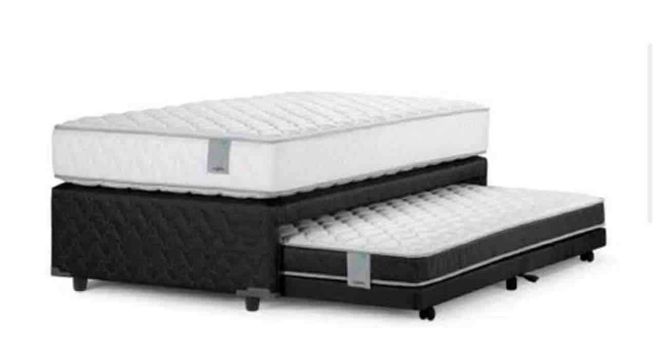 Cama nido  y respaldo