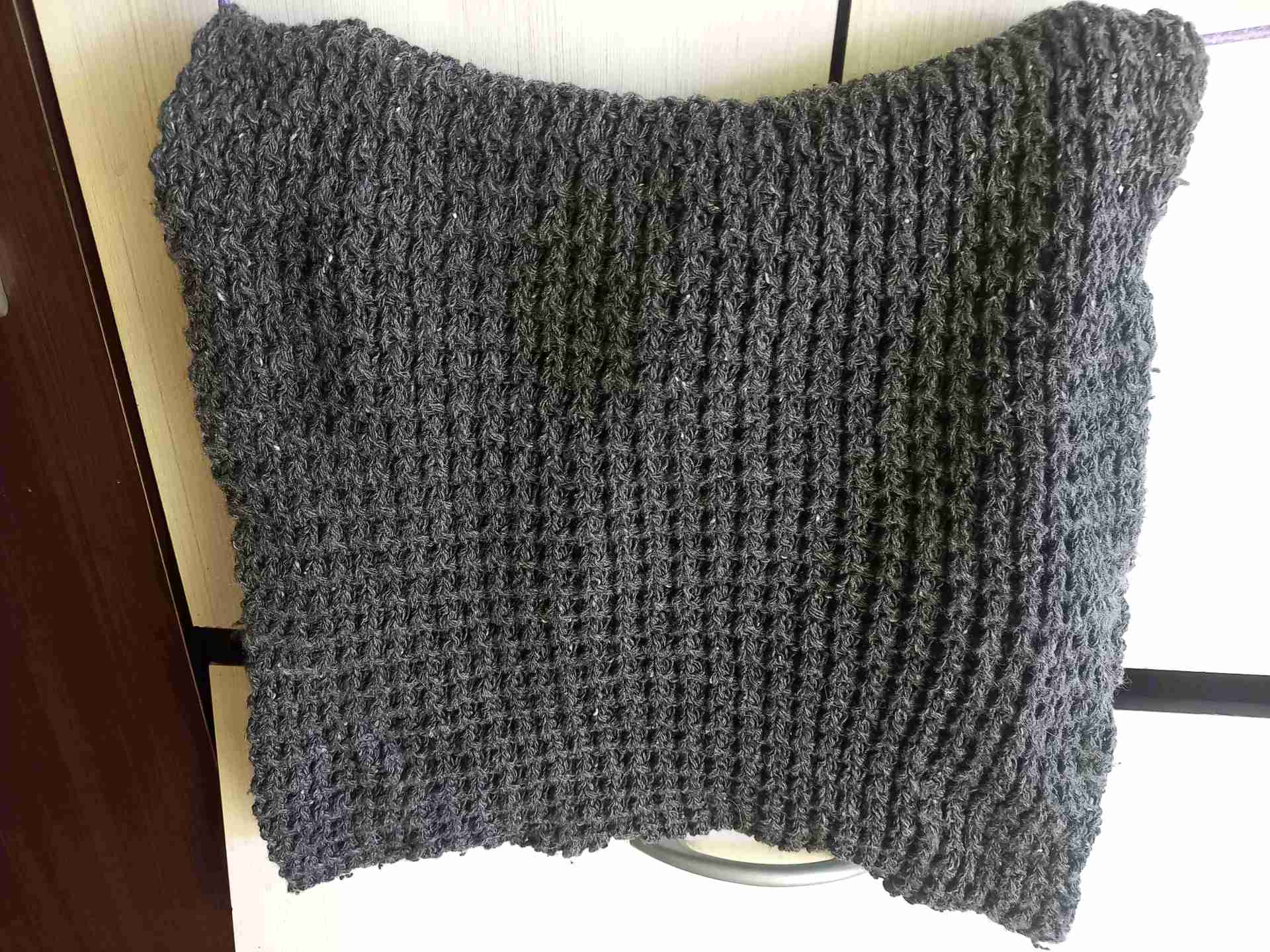 Cuello bufanda tejido gris