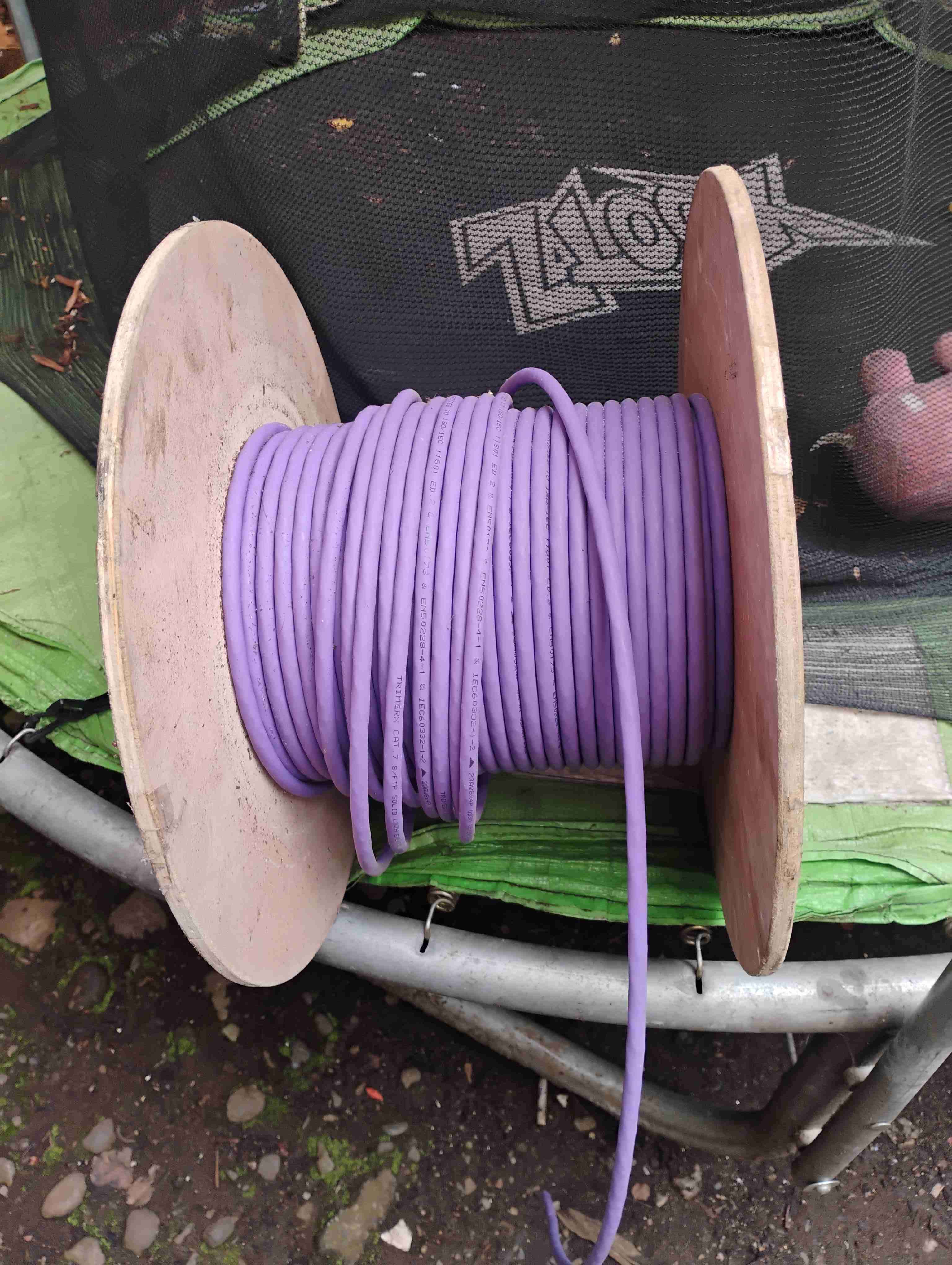 Carrete de cable de datos morado - miniatura 4