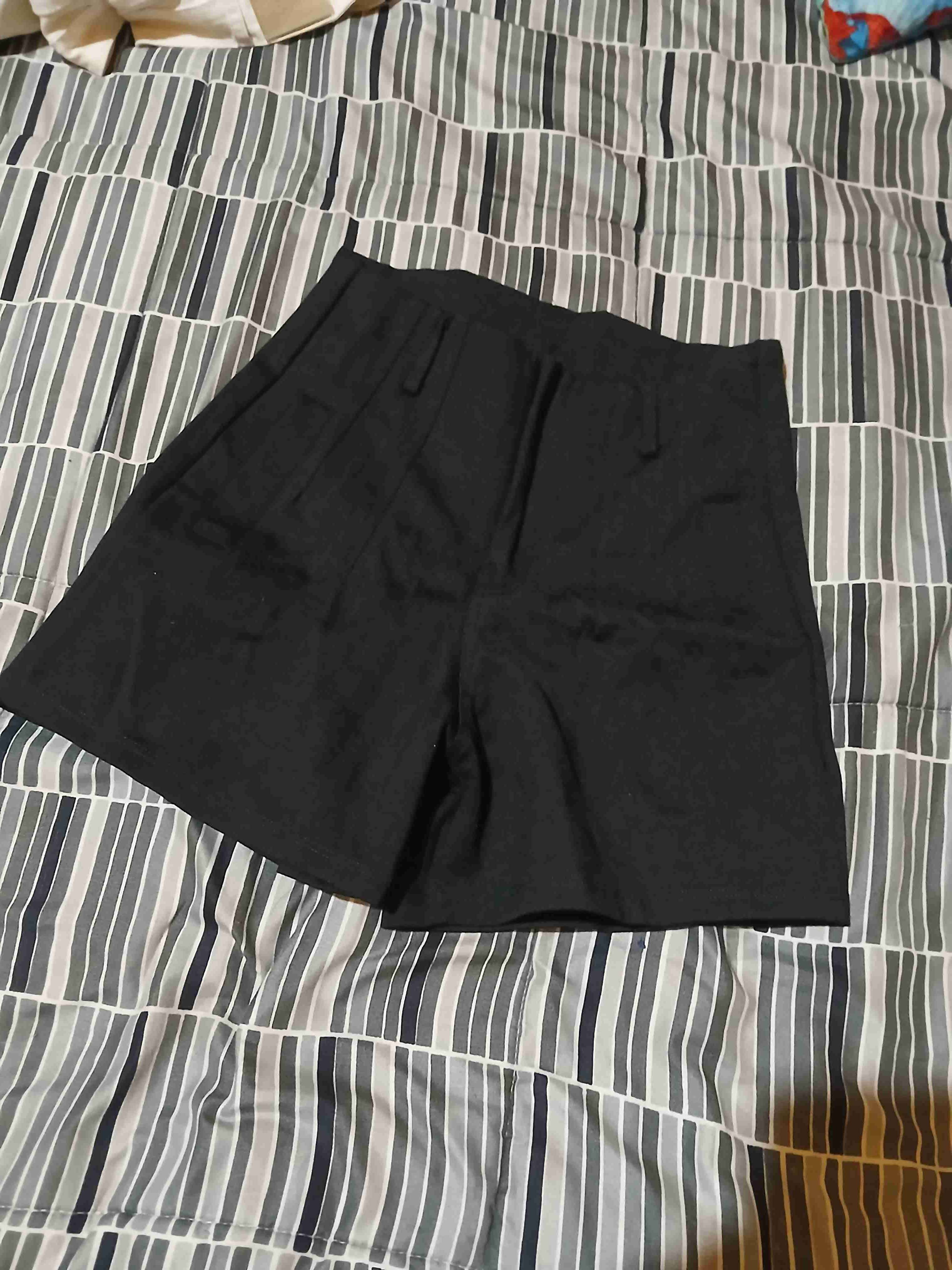 Shorts negros casuales