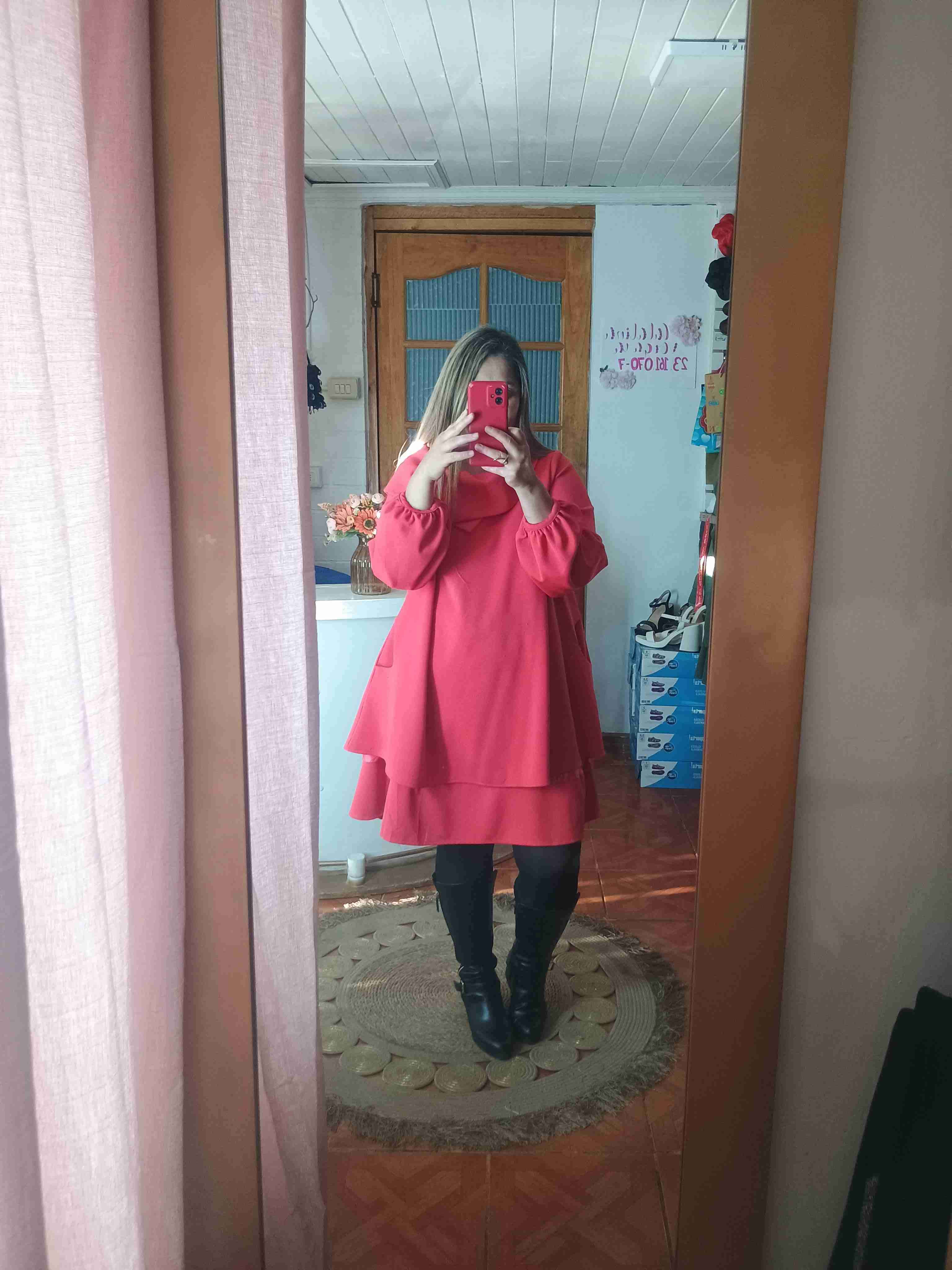 Vestido rojo elegante - miniatura 2