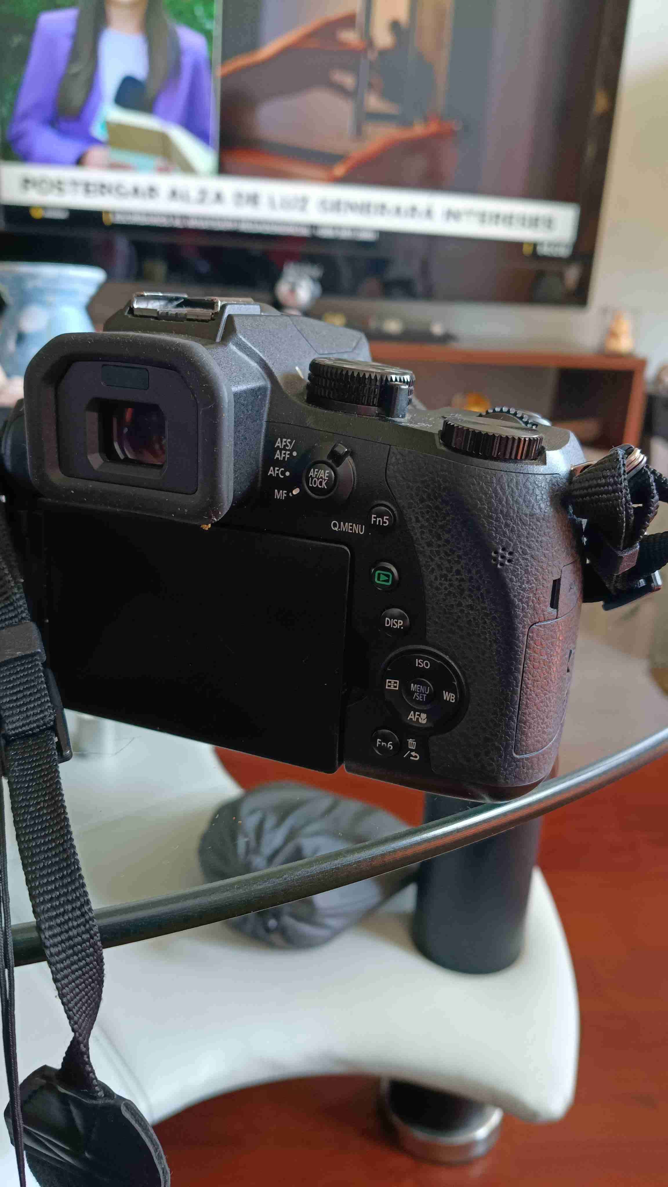 Cámara digital 4K usada - miniatura 4