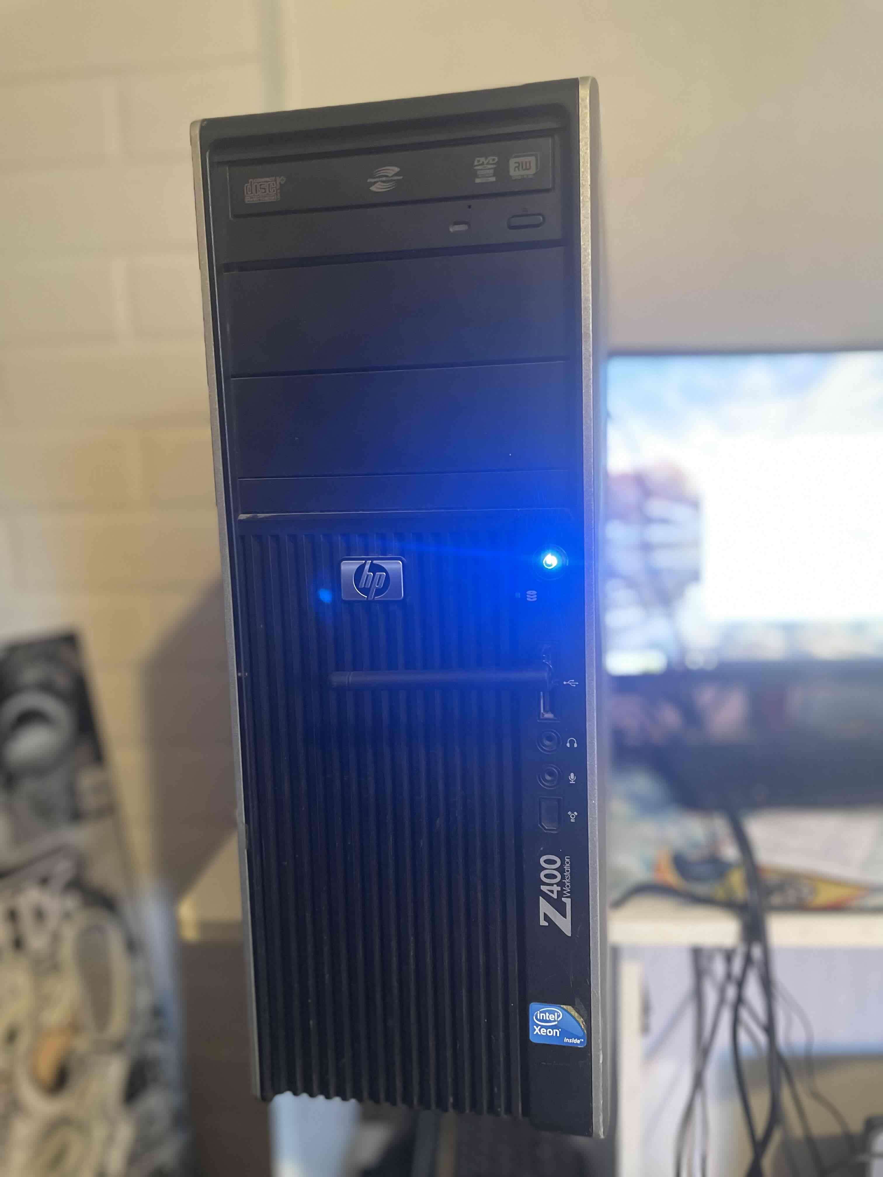 PC HP Z400 UPGRADE GAMER - miniatura 3