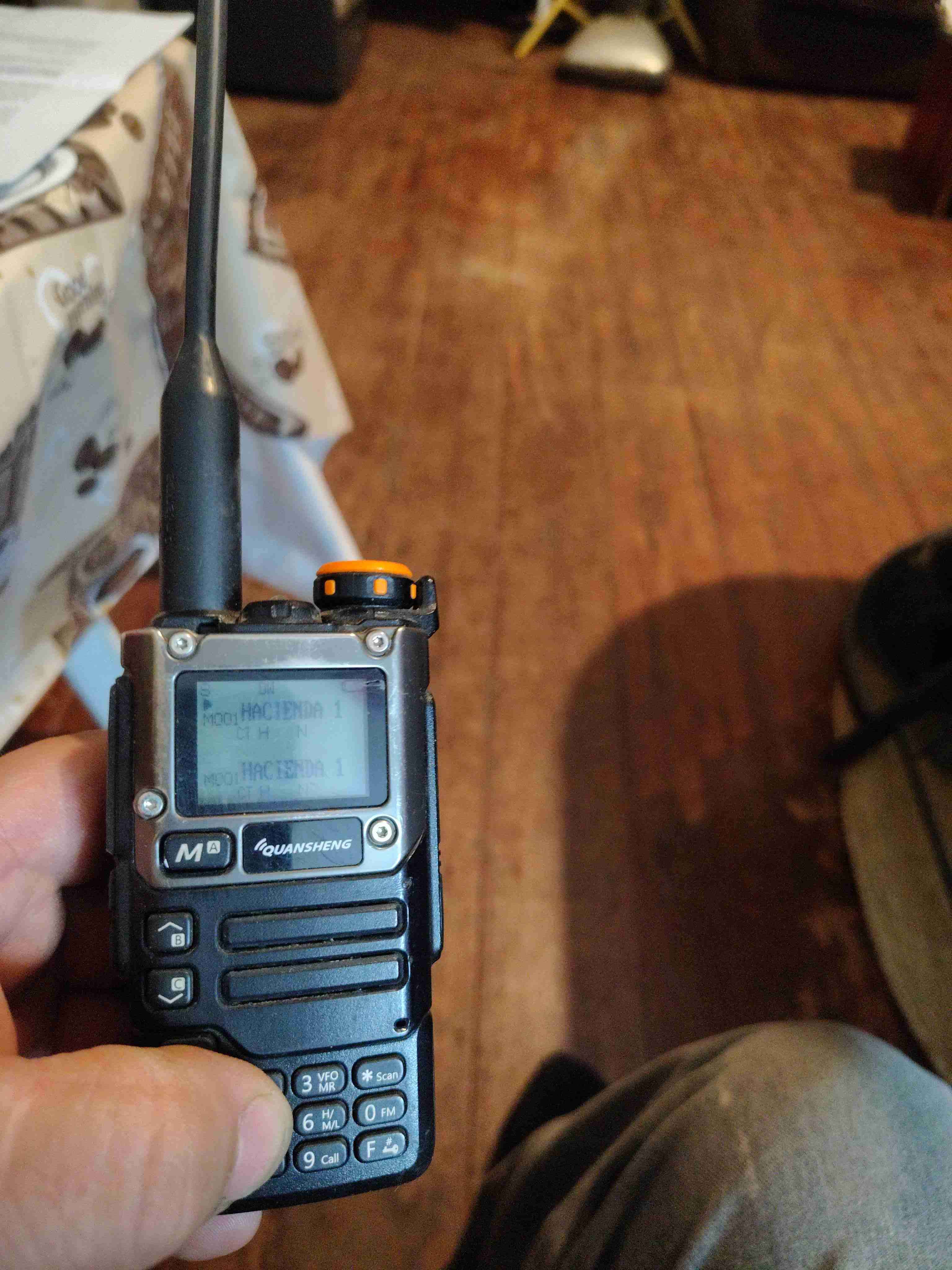 Radio Quansheng - miniatura 2