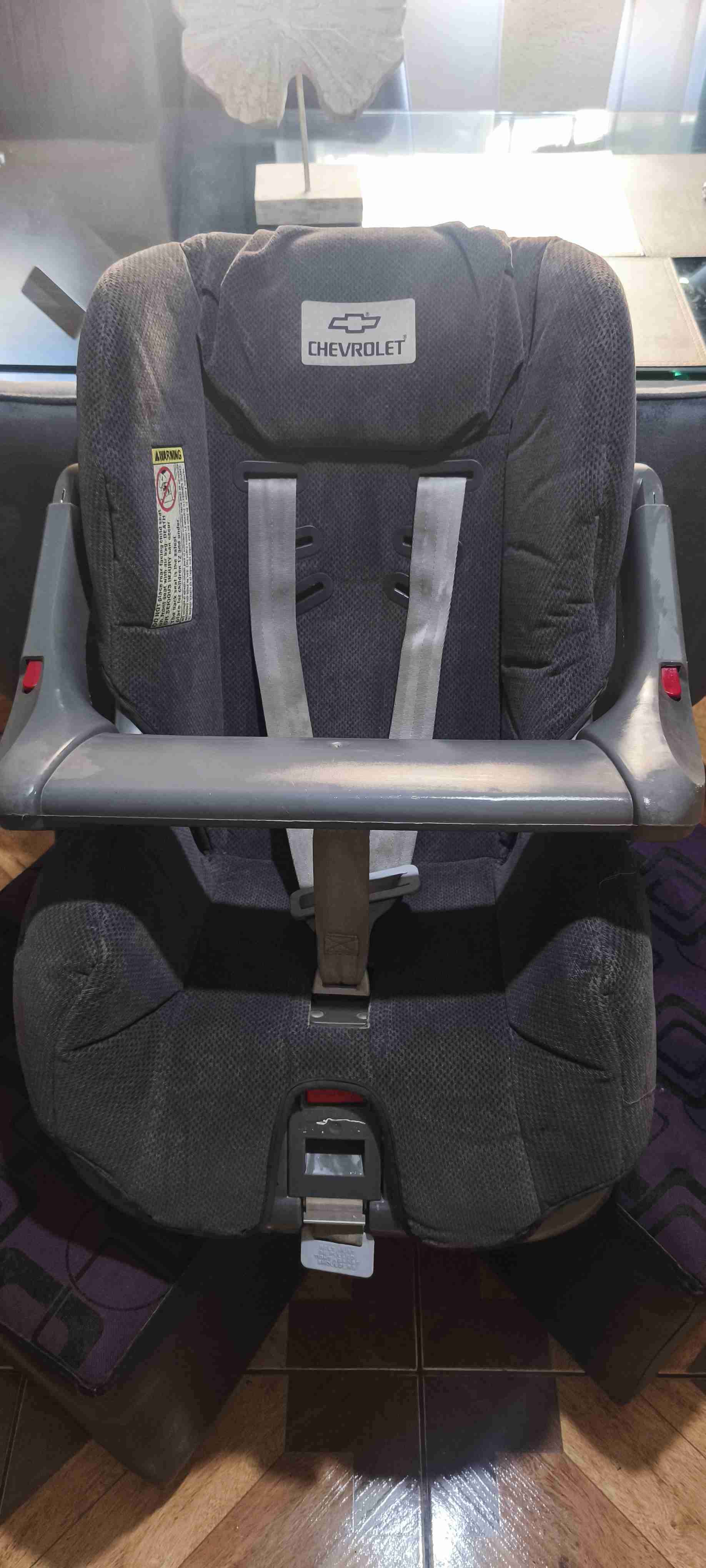 VENDO silla de auto marca Chevrolet - miniatura 6