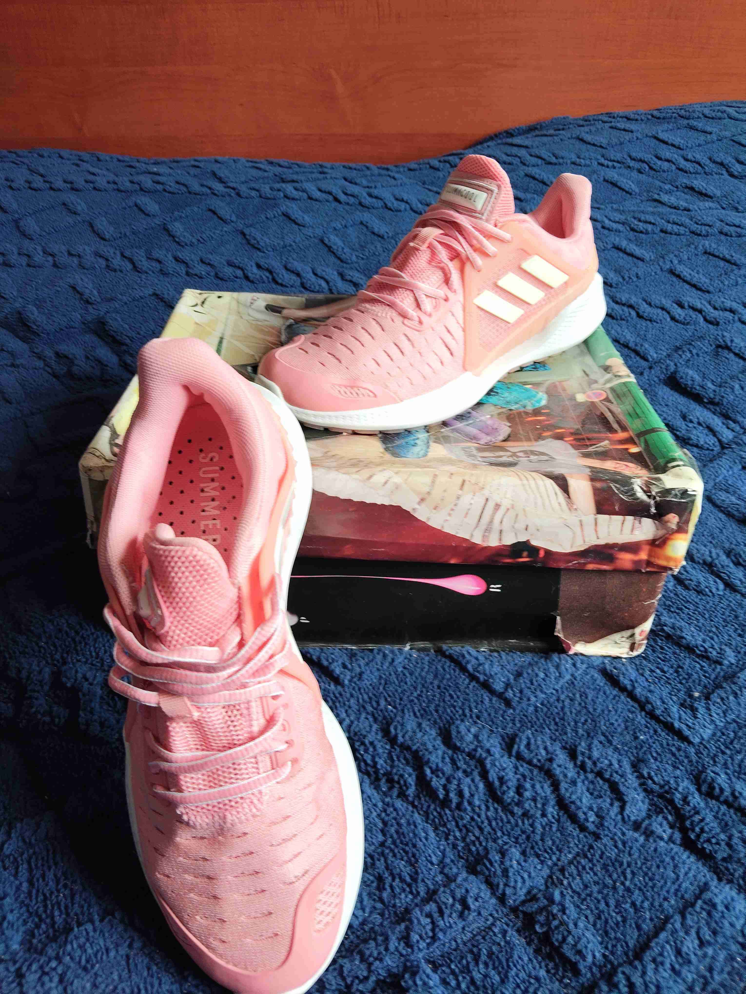 Zapatillas deportivas rosas