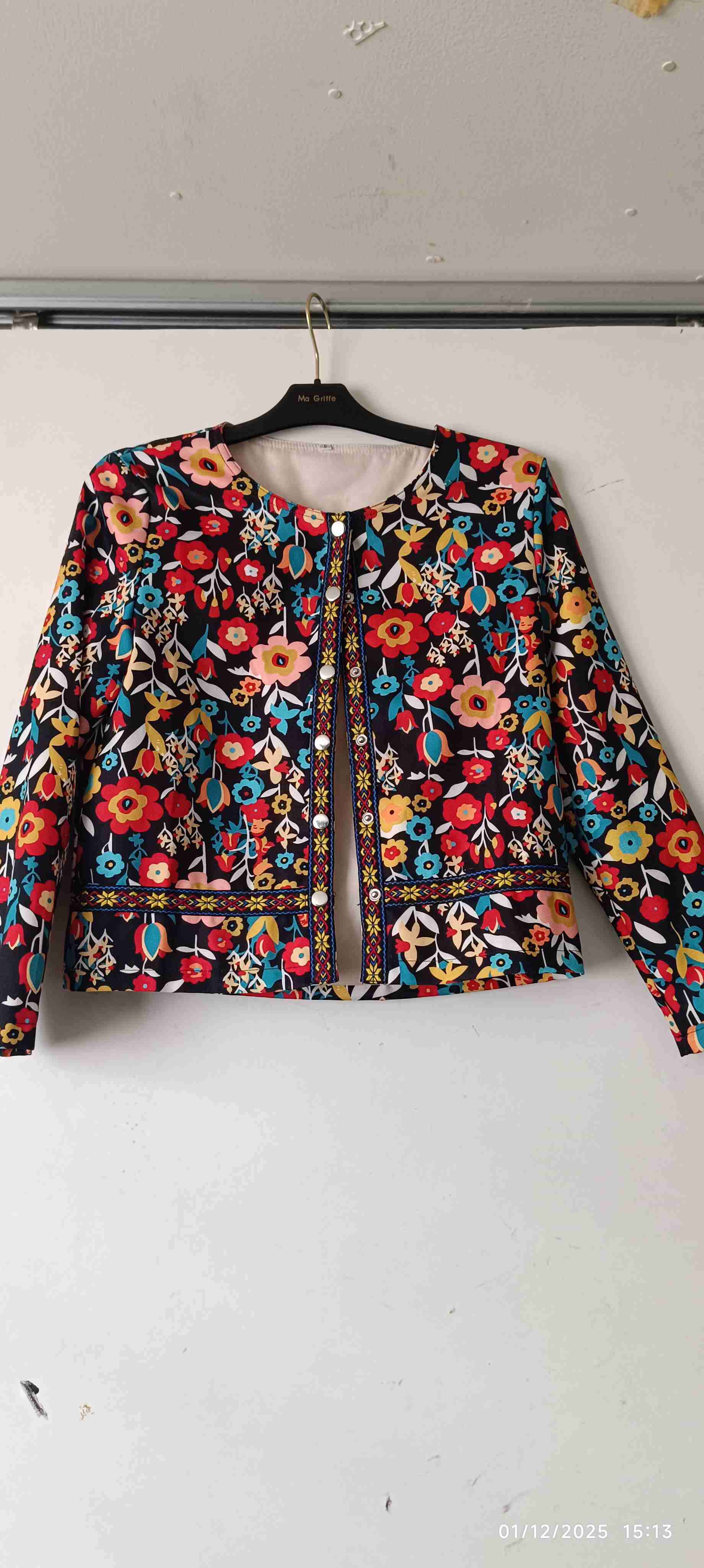 Vestido con estampado floral - miniatura 2