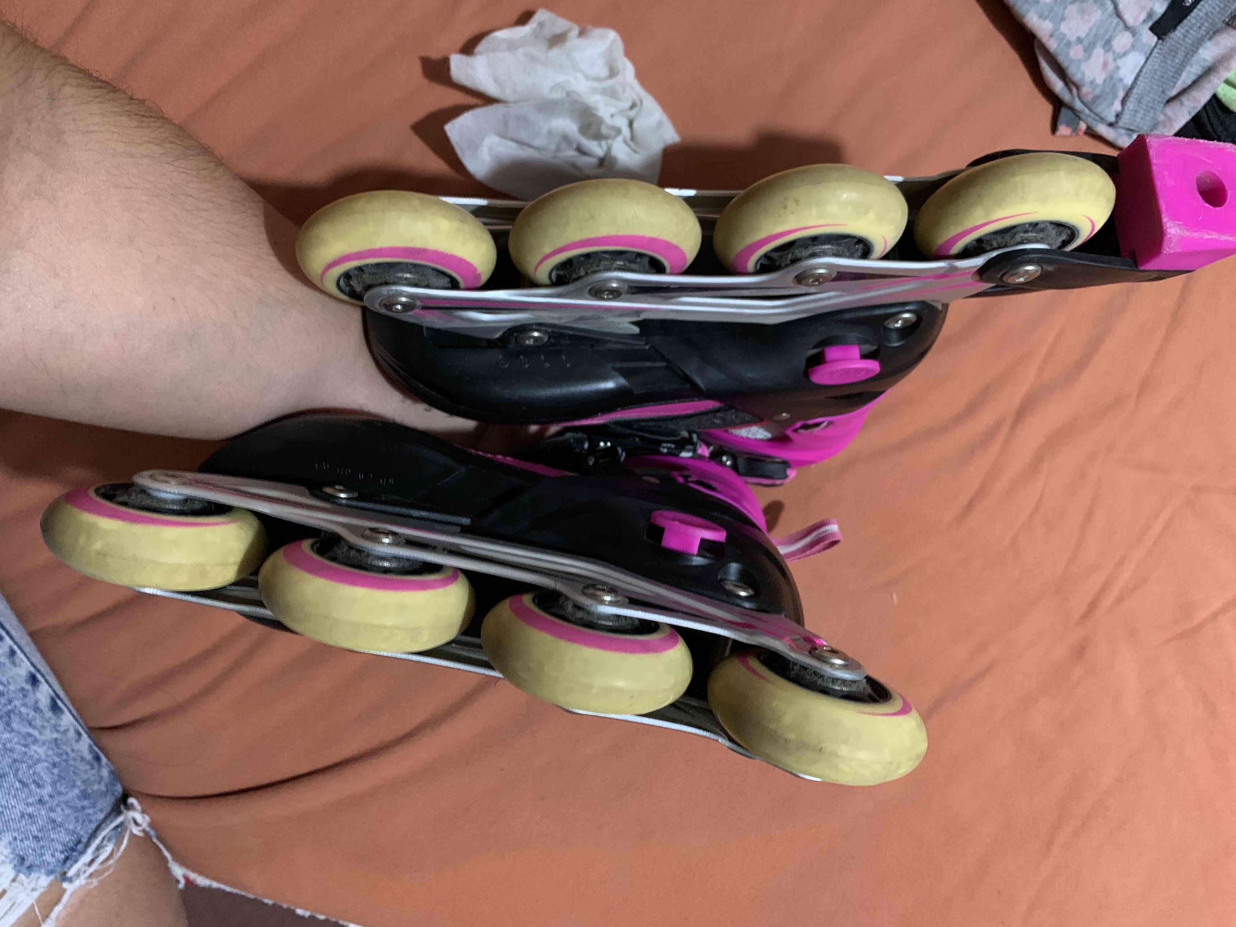 Patines en línea rosas - miniatura 4