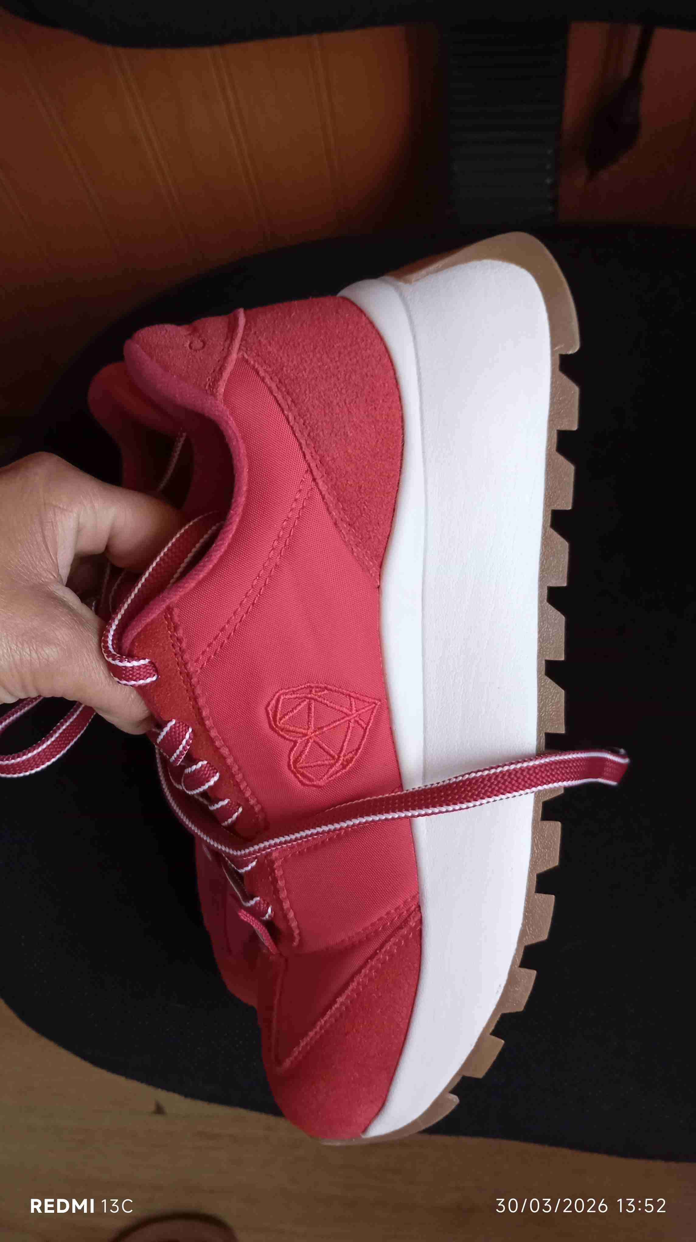 Zapatillas deportivas rojas - miniatura 4