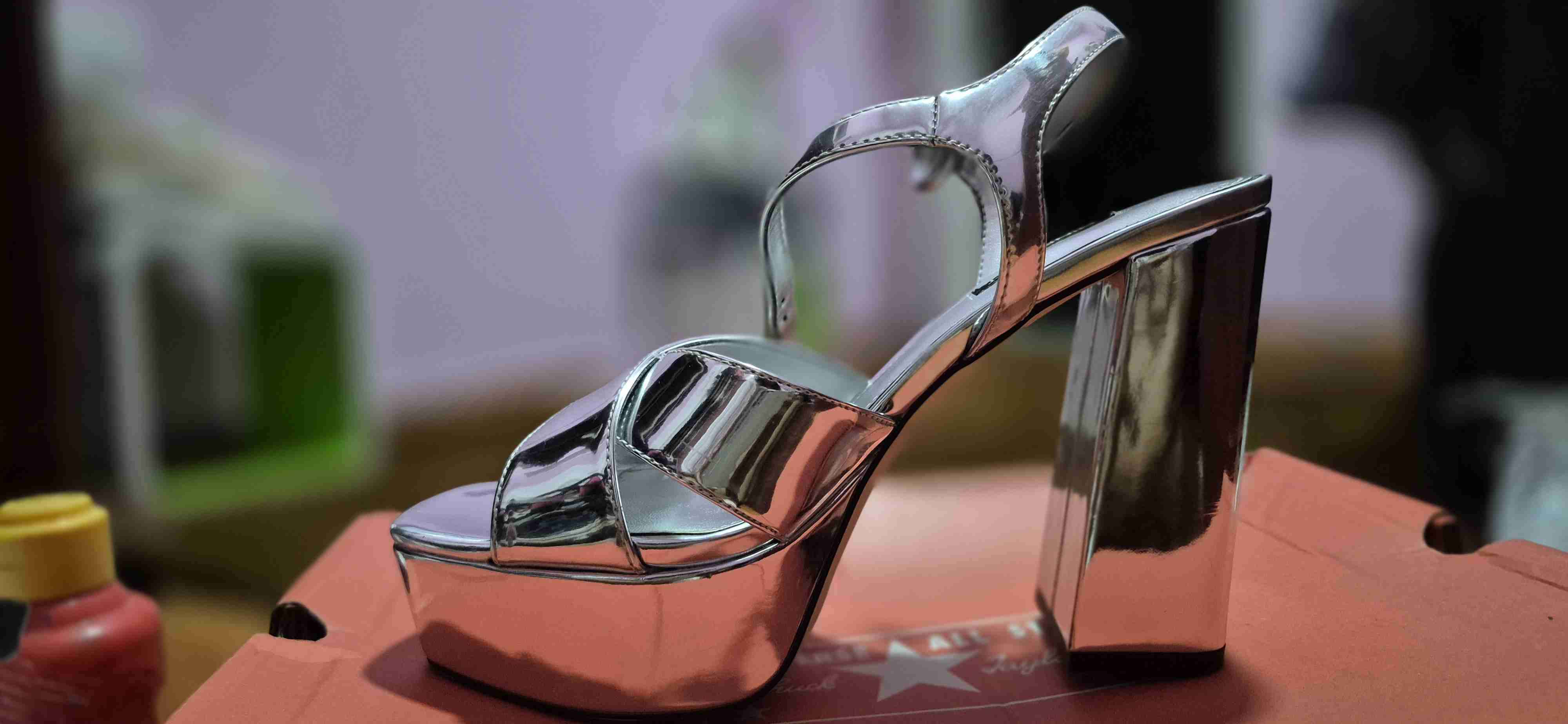 Sandalia Vallen3 Mujer marca NINE WEST - miniatura 2