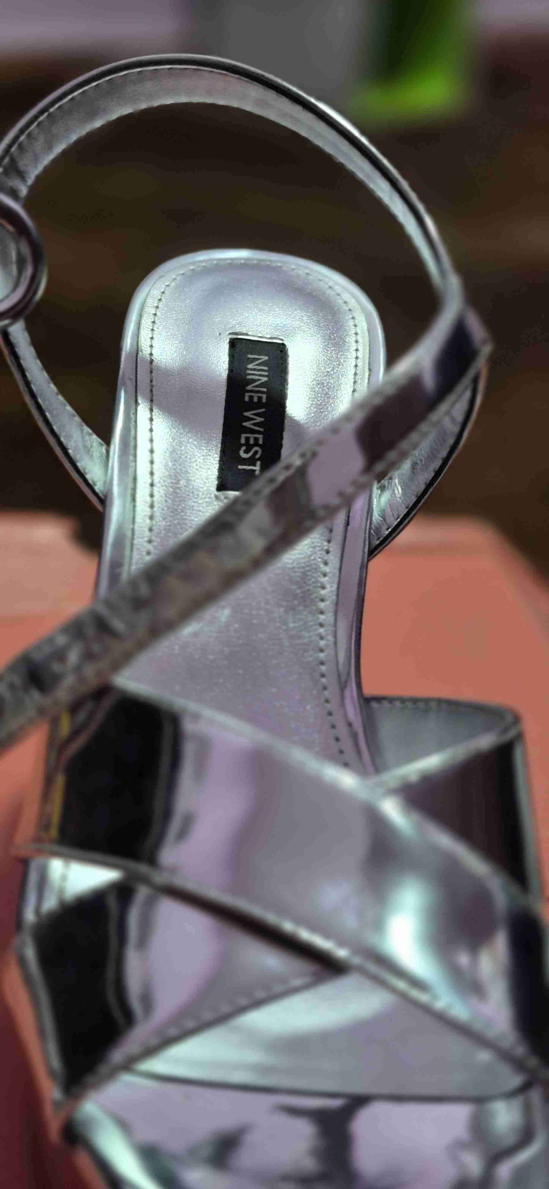 Sandalia Vallen3 Mujer marca NINE WEST - miniatura 3