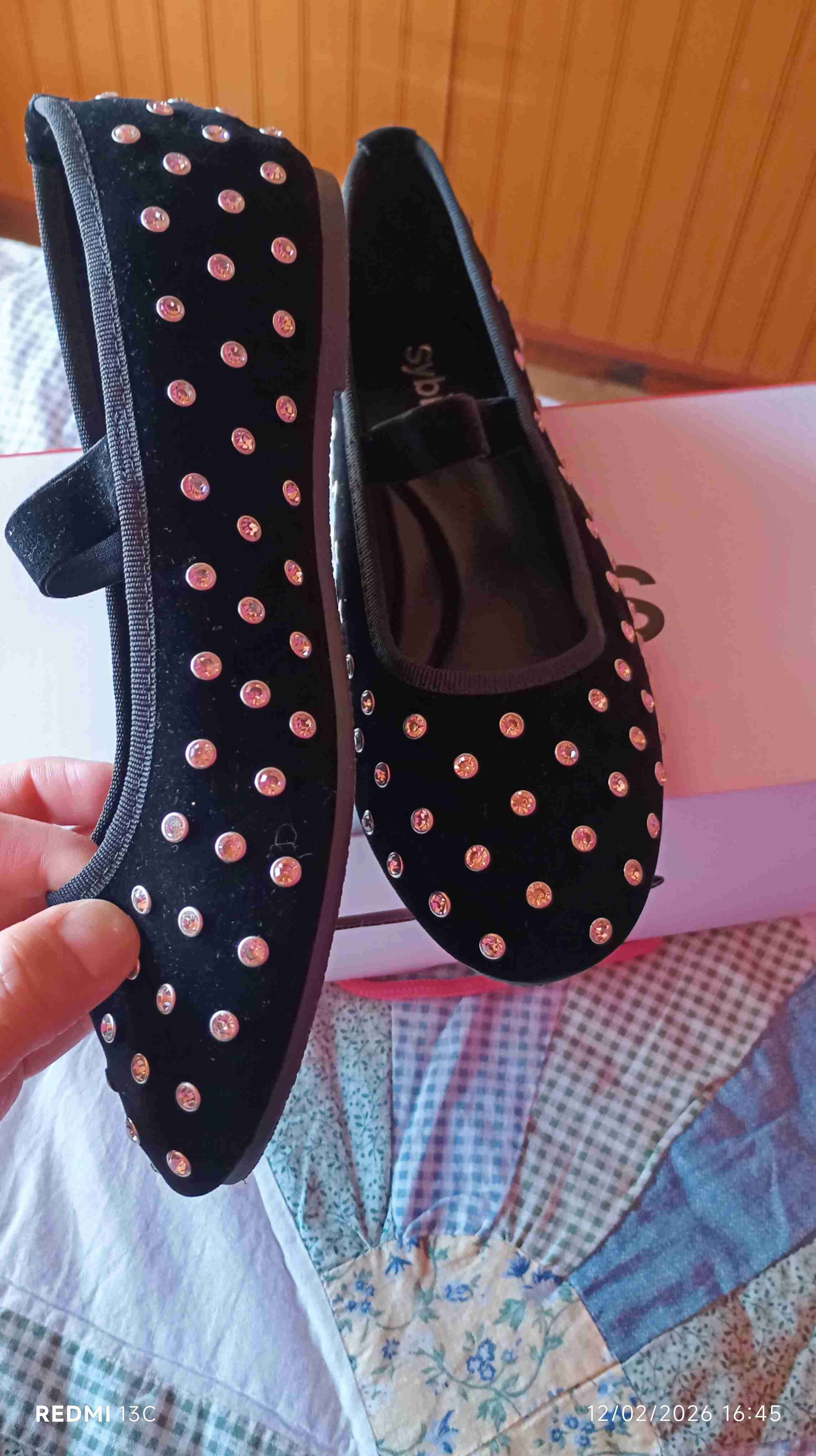 Zapatos planos negros con tachuelas - miniatura 3