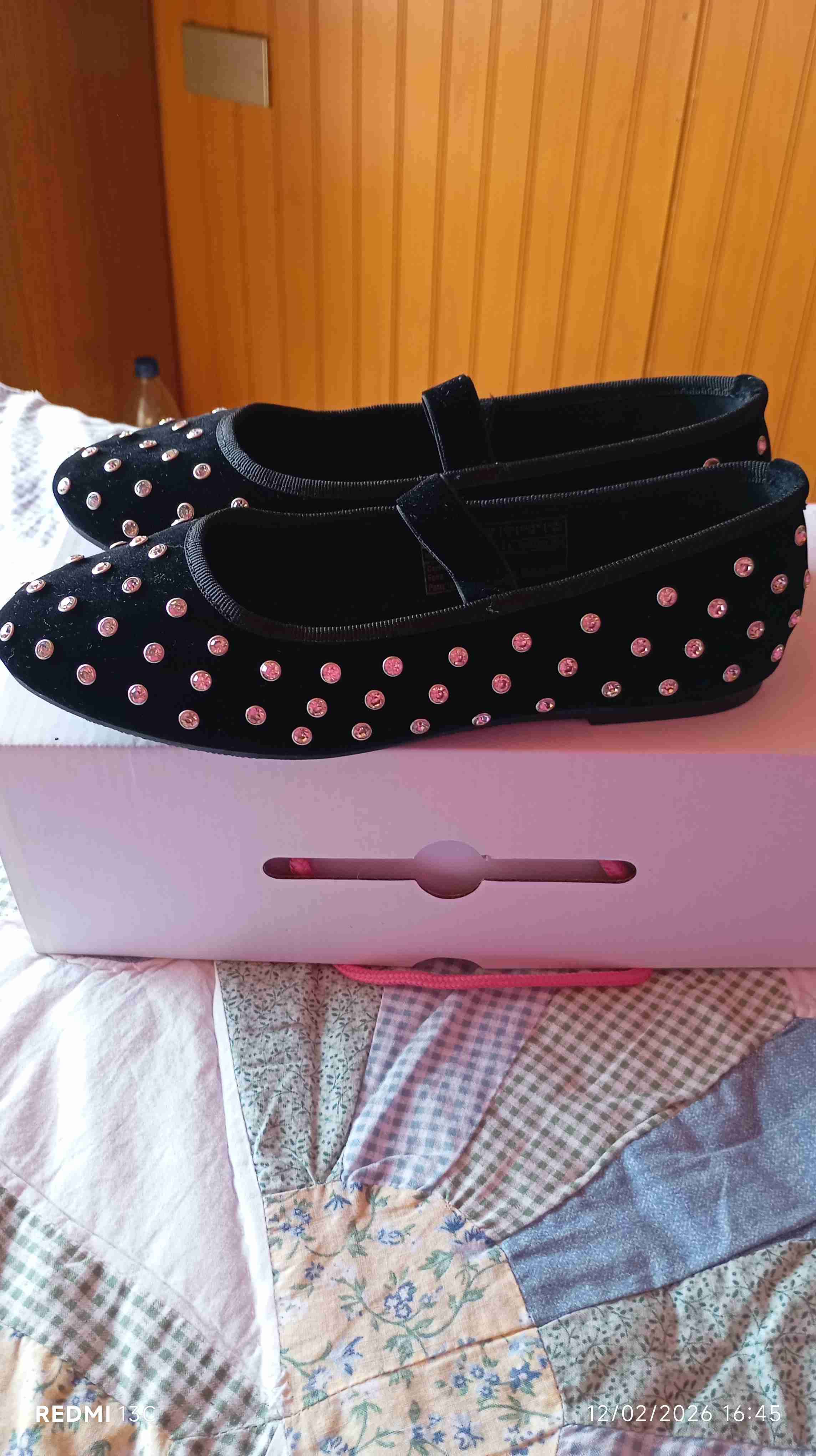 Zapatos planos negros con tachuelas - miniatura 4