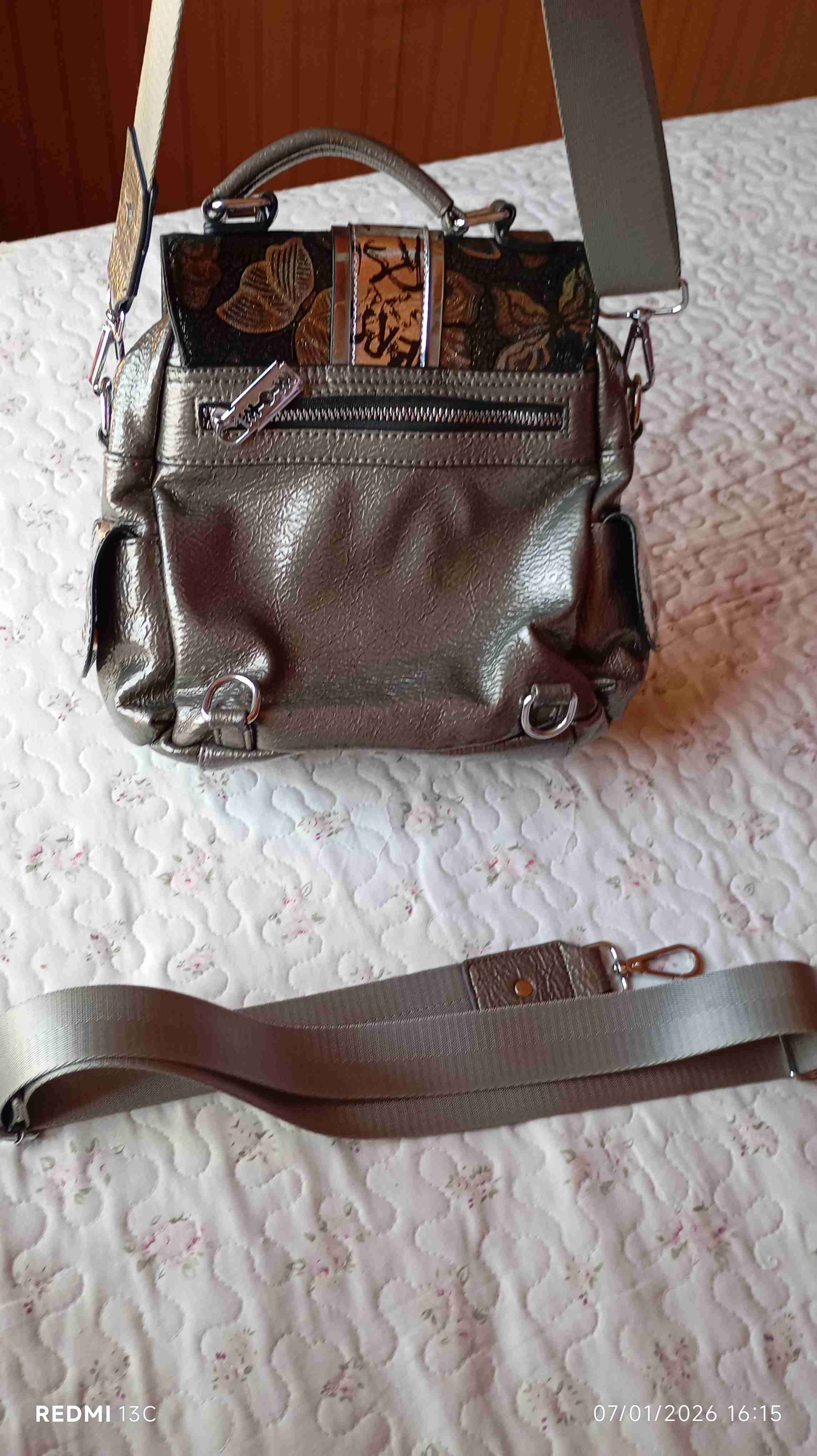 Cartera con diseño de mariposas - miniatura 5