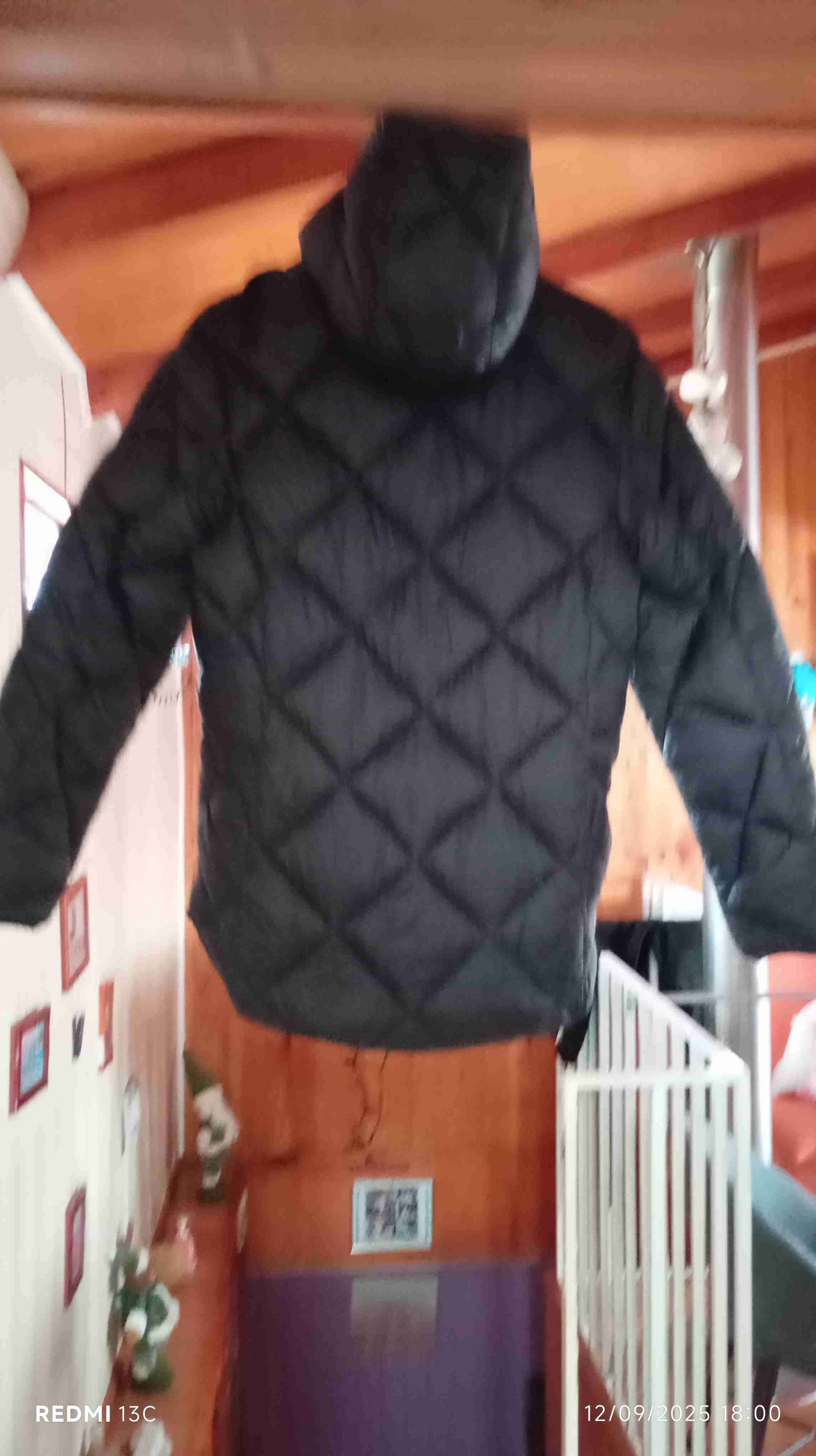 Chaqueta acolchada negra - miniatura 2