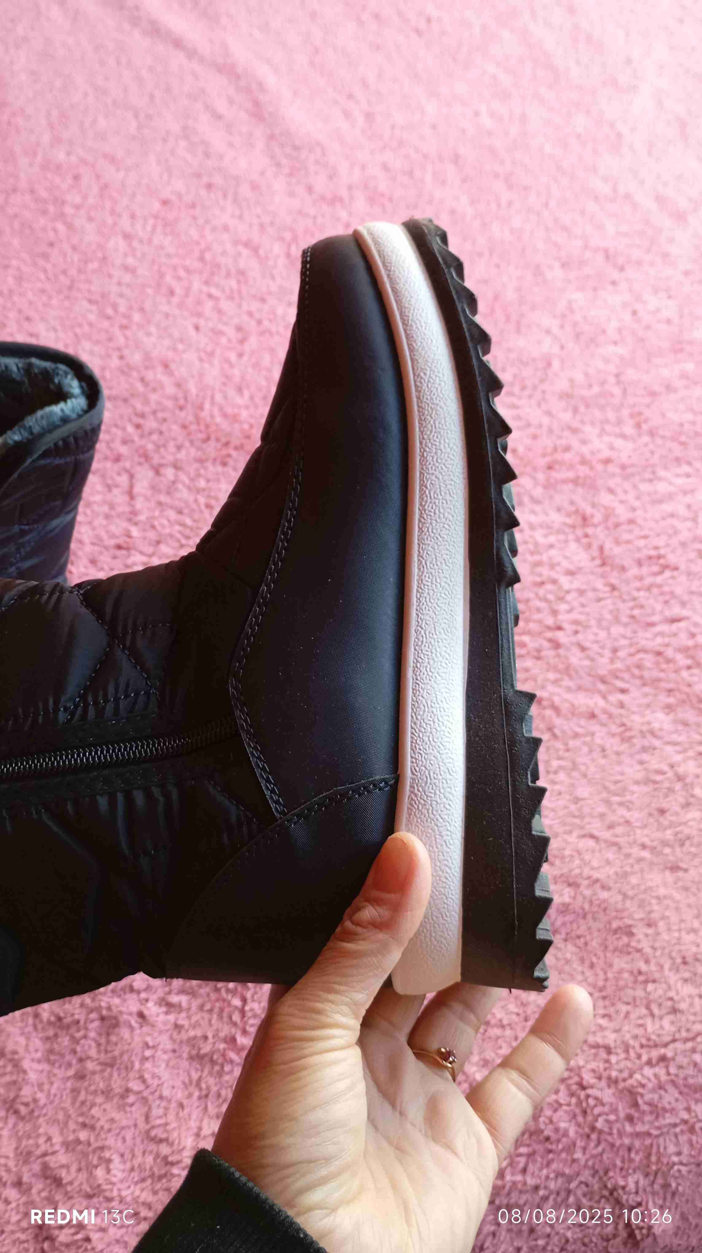 Botas negras acolchadas - miniatura 4