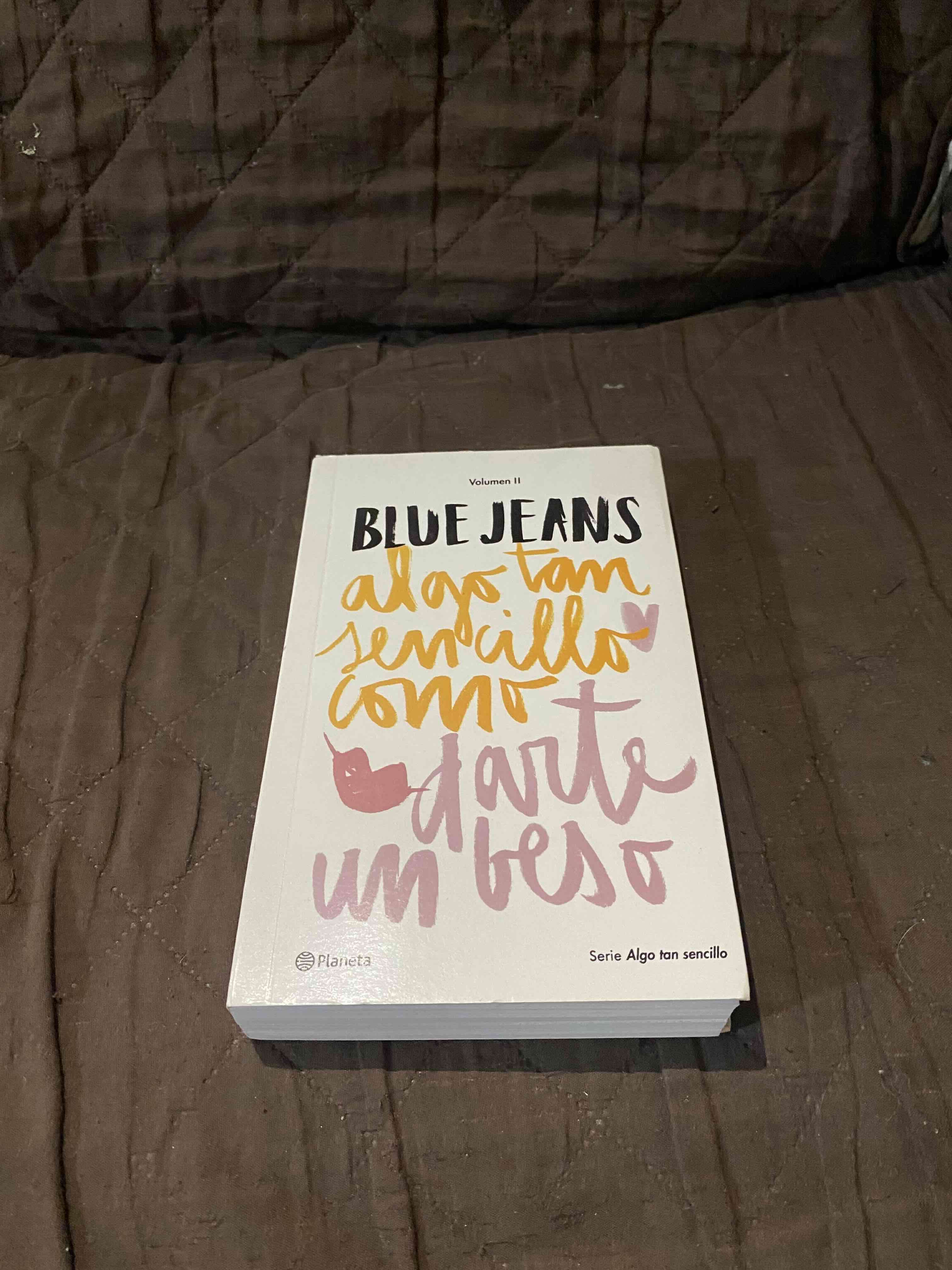 Libro 'Algo tan sencillo como darte un beso'