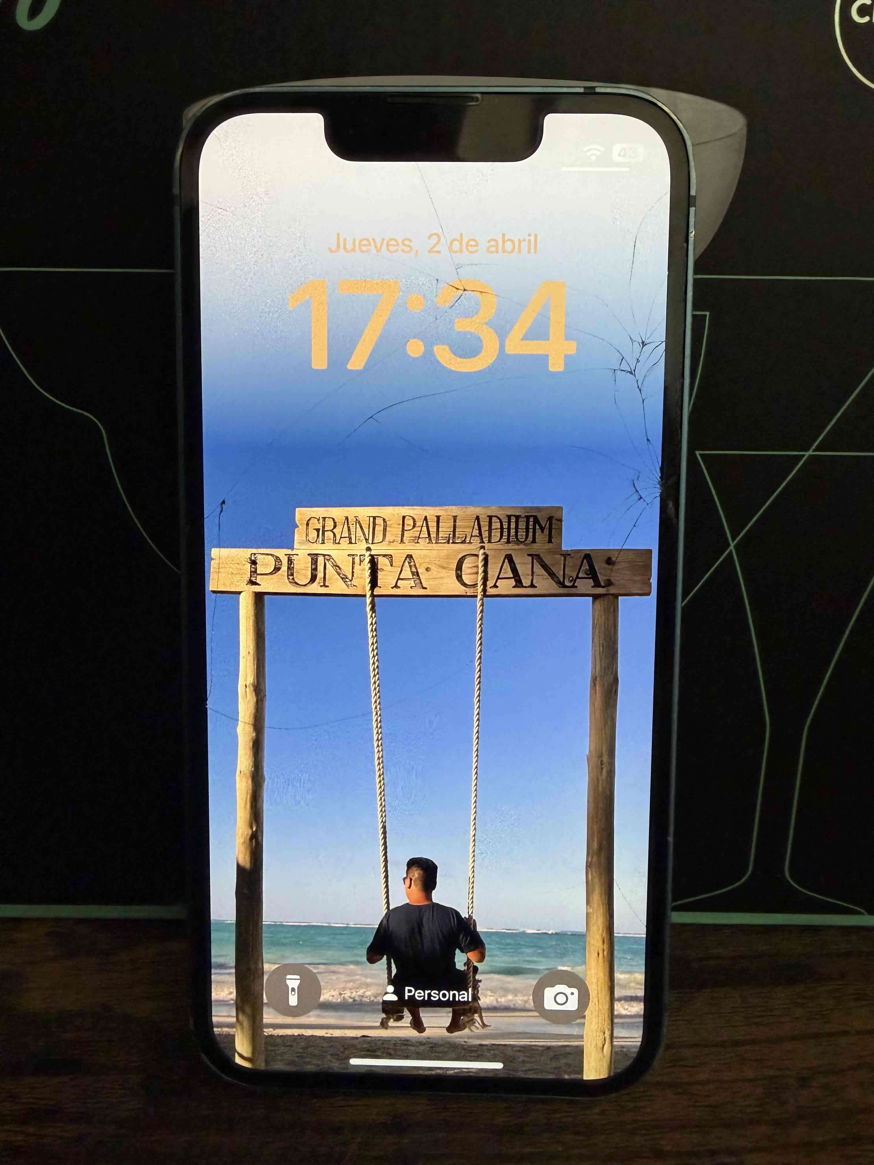 iPhone 13 mini 128gb Pantalla Trizada