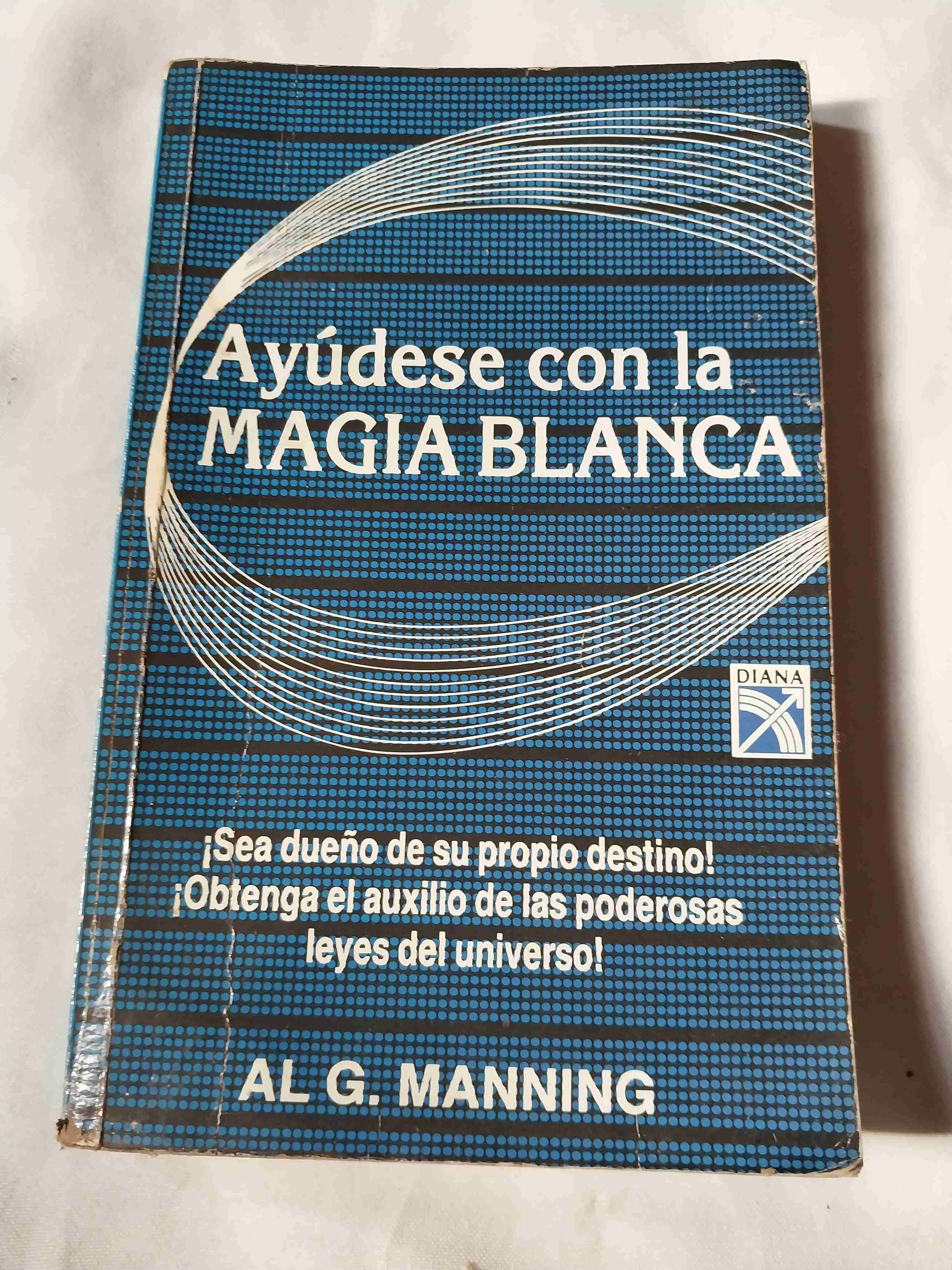 Libro Ayúdese con la Magia Blanca