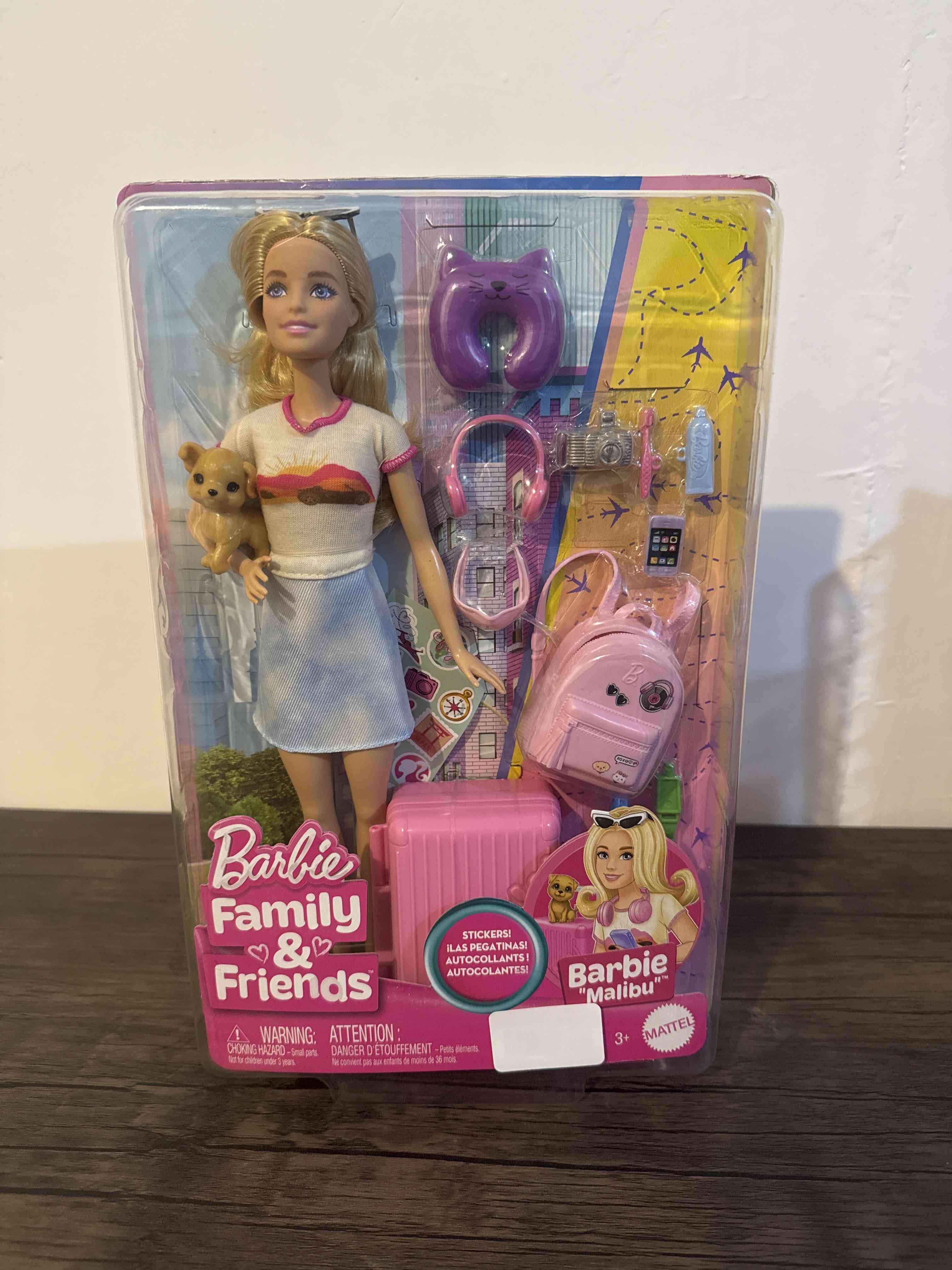 Muñeca Barbie Malibu con accesorios